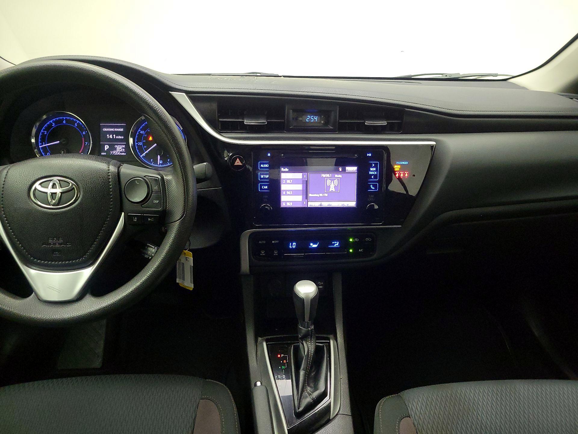 Thumbnail: 2019 Toyota Corolla - 9