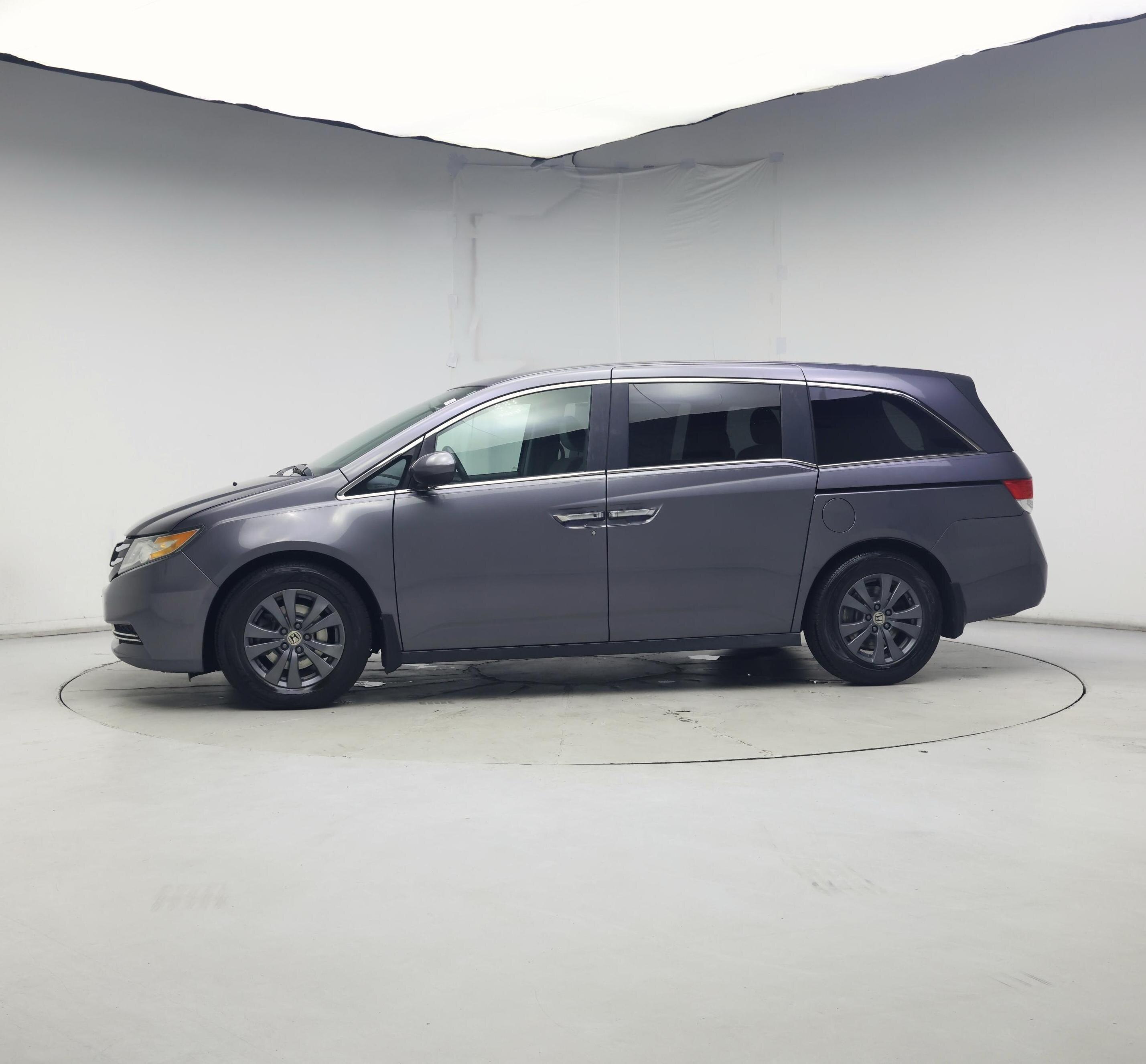 Thumbnail: 2015 Honda Odyssey - 3