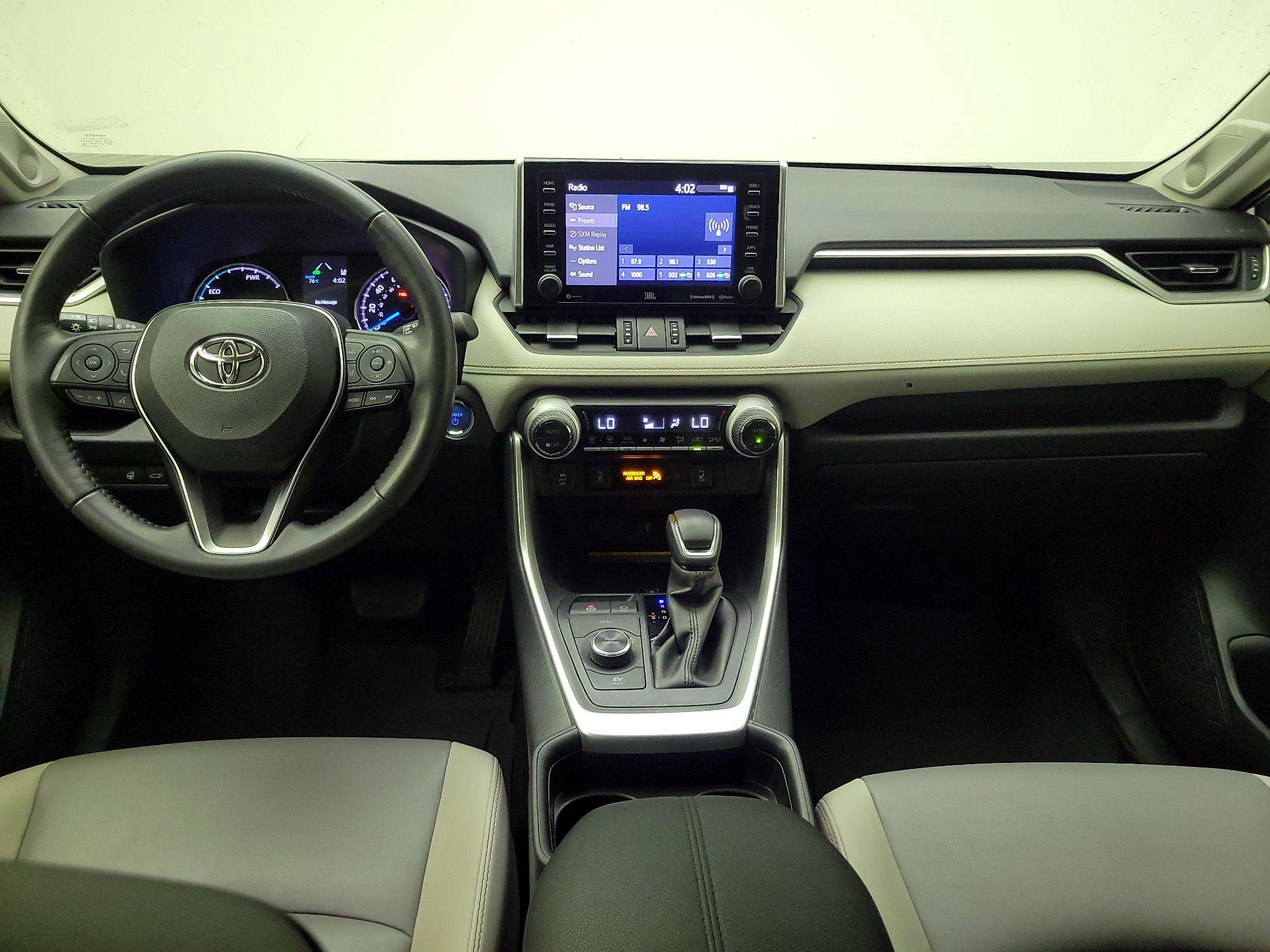 Thumbnail: 2021 Toyota RAV4 - 9
