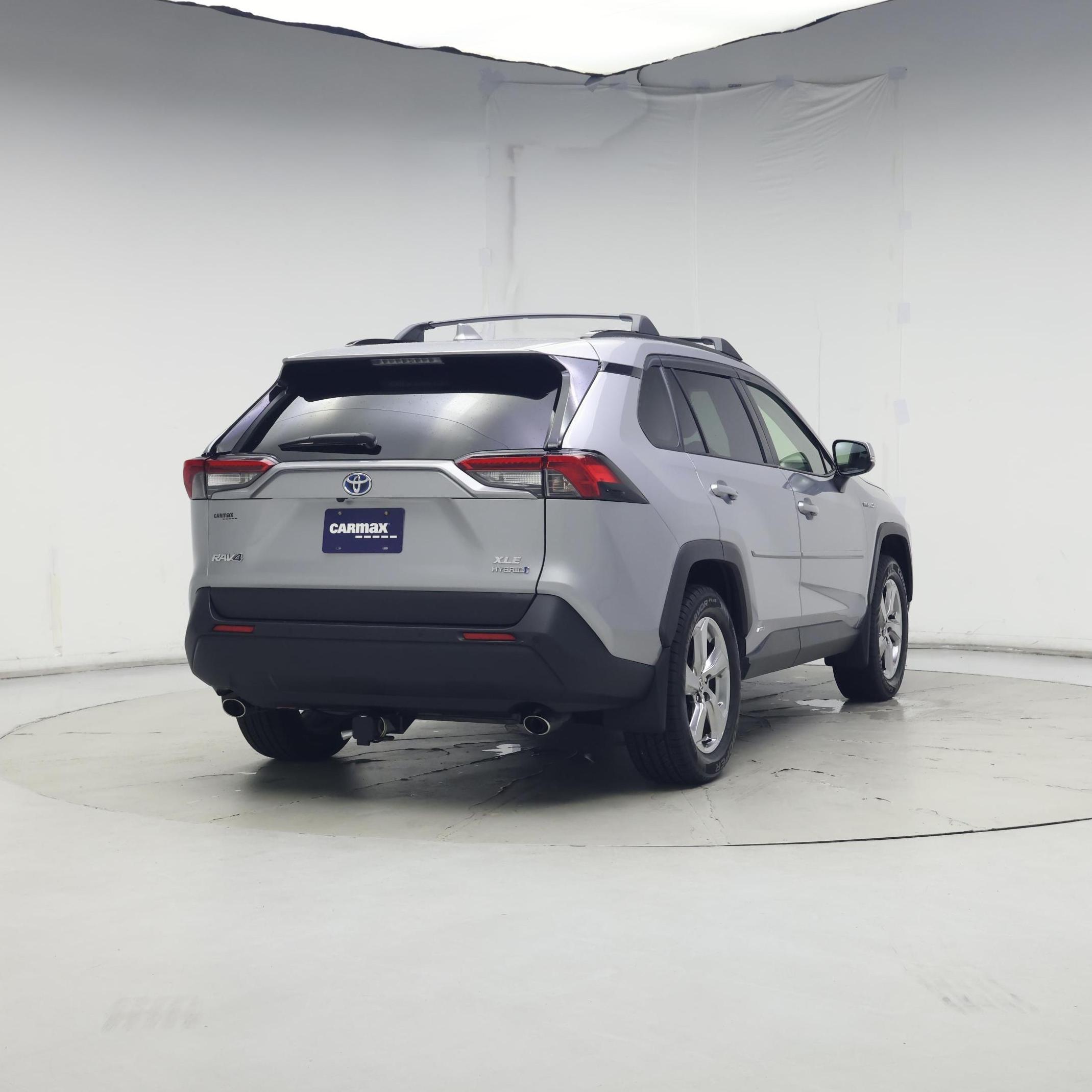 Thumbnail: 2021 Toyota RAV4 - 8