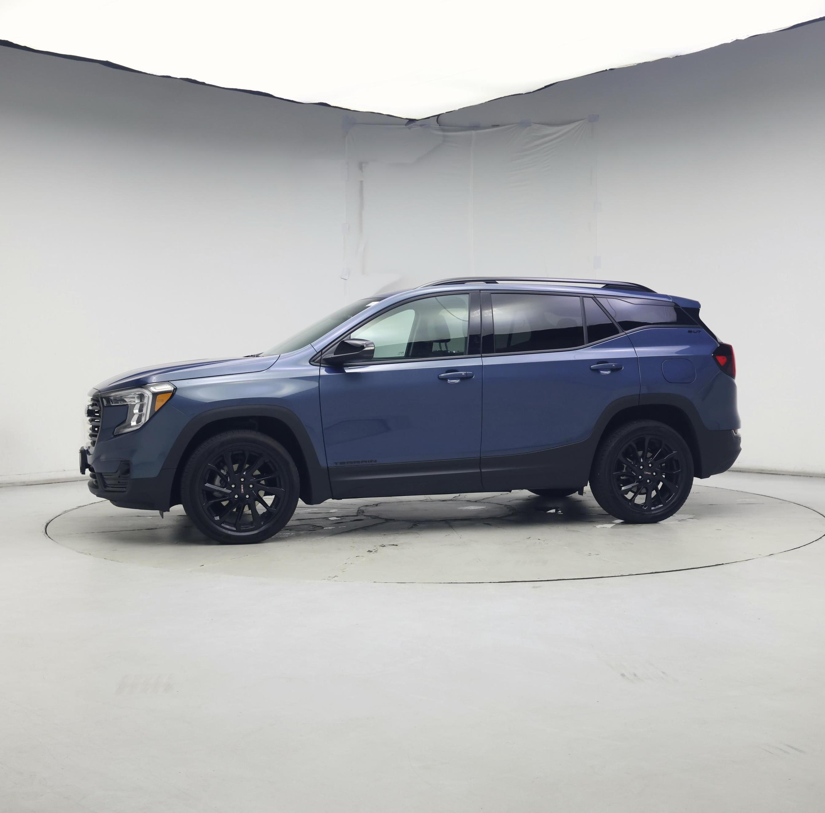 Thumbnail: 2024 GMC Terrain - 3