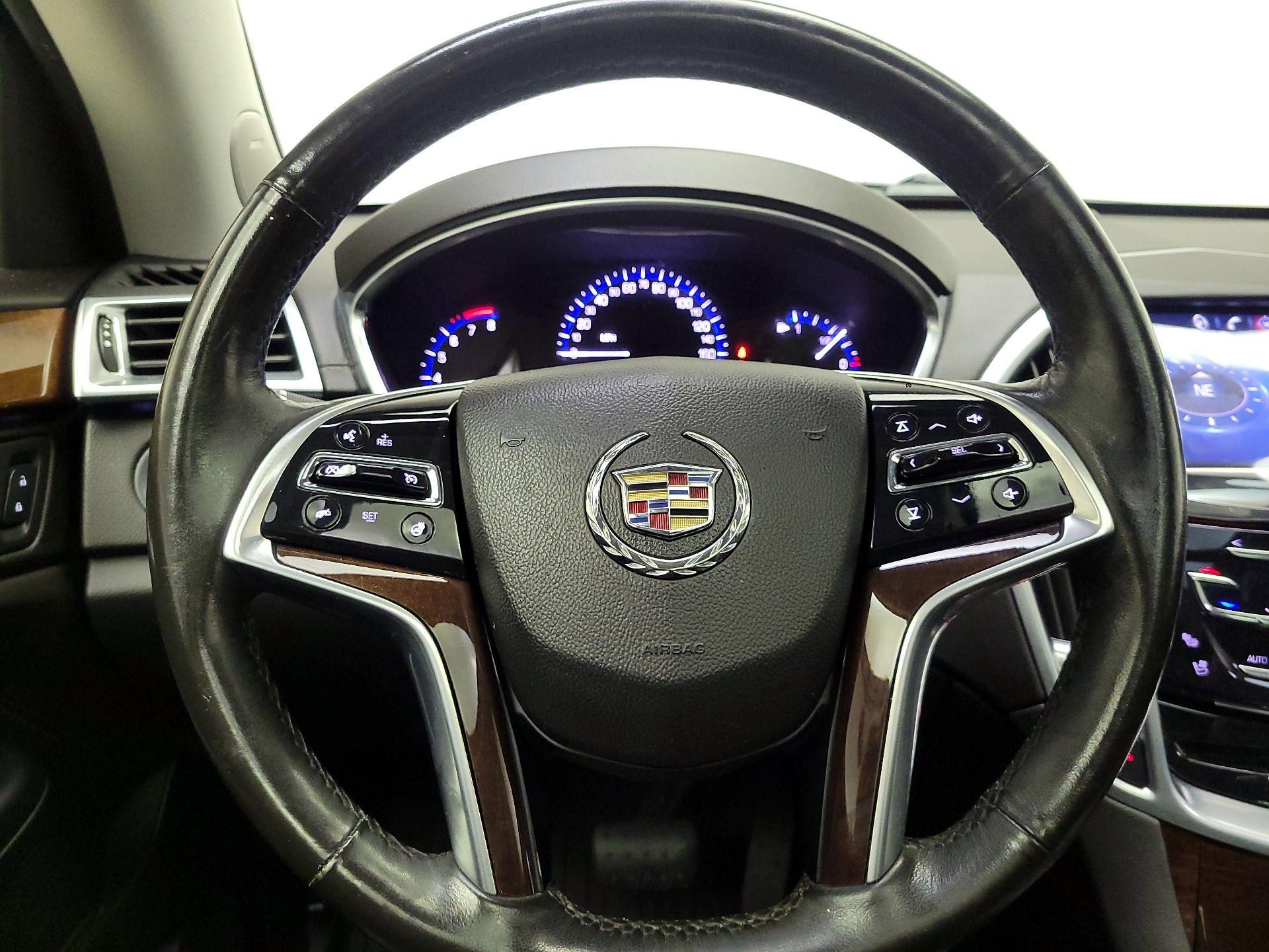 Thumbnail: 2015 Cadillac SRX - 10