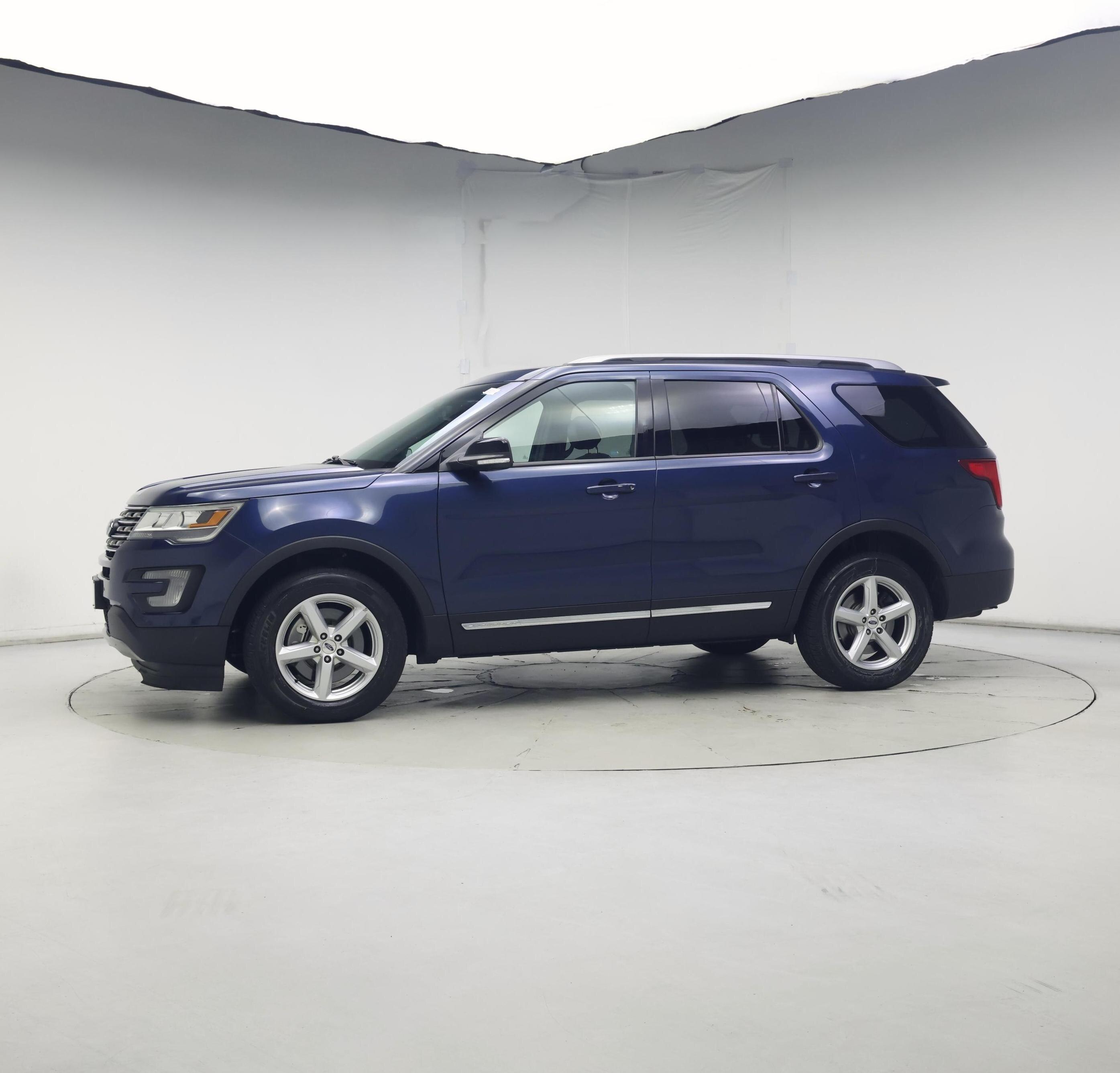 Thumbnail: 2017 Ford Explorer - 3