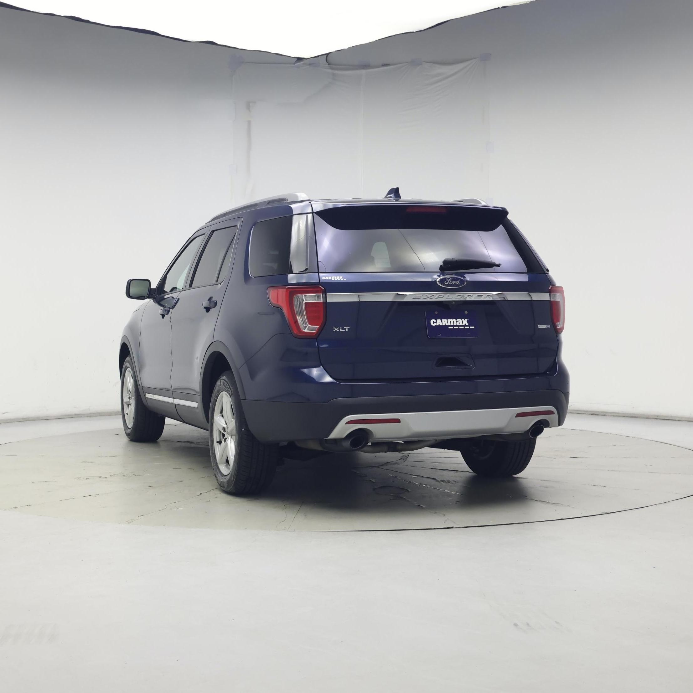Thumbnail: 2017 Ford Explorer - 6