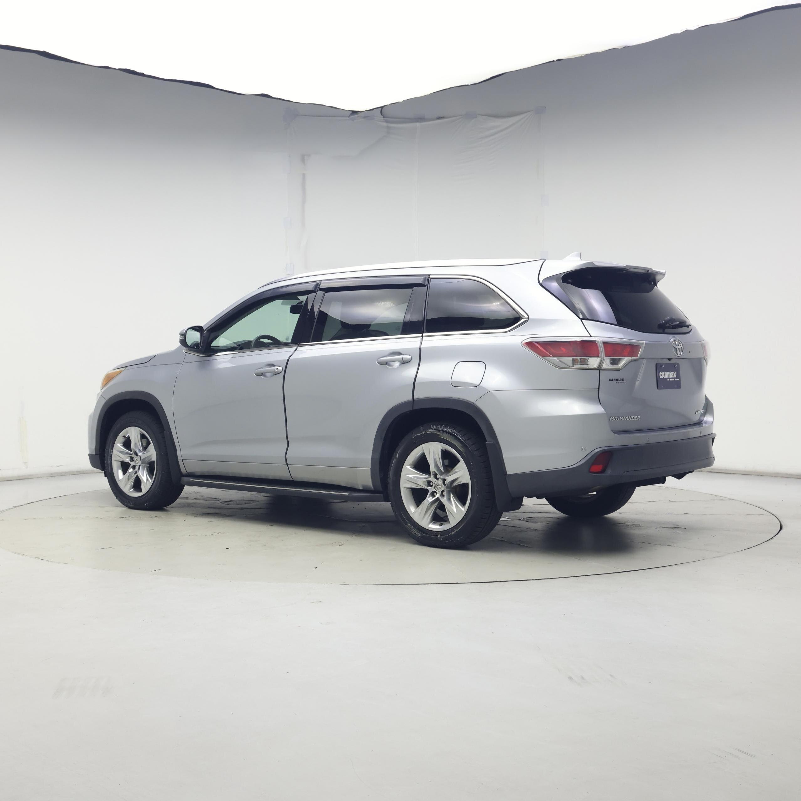 Thumbnail: 2015 Toyota Highlander - 2