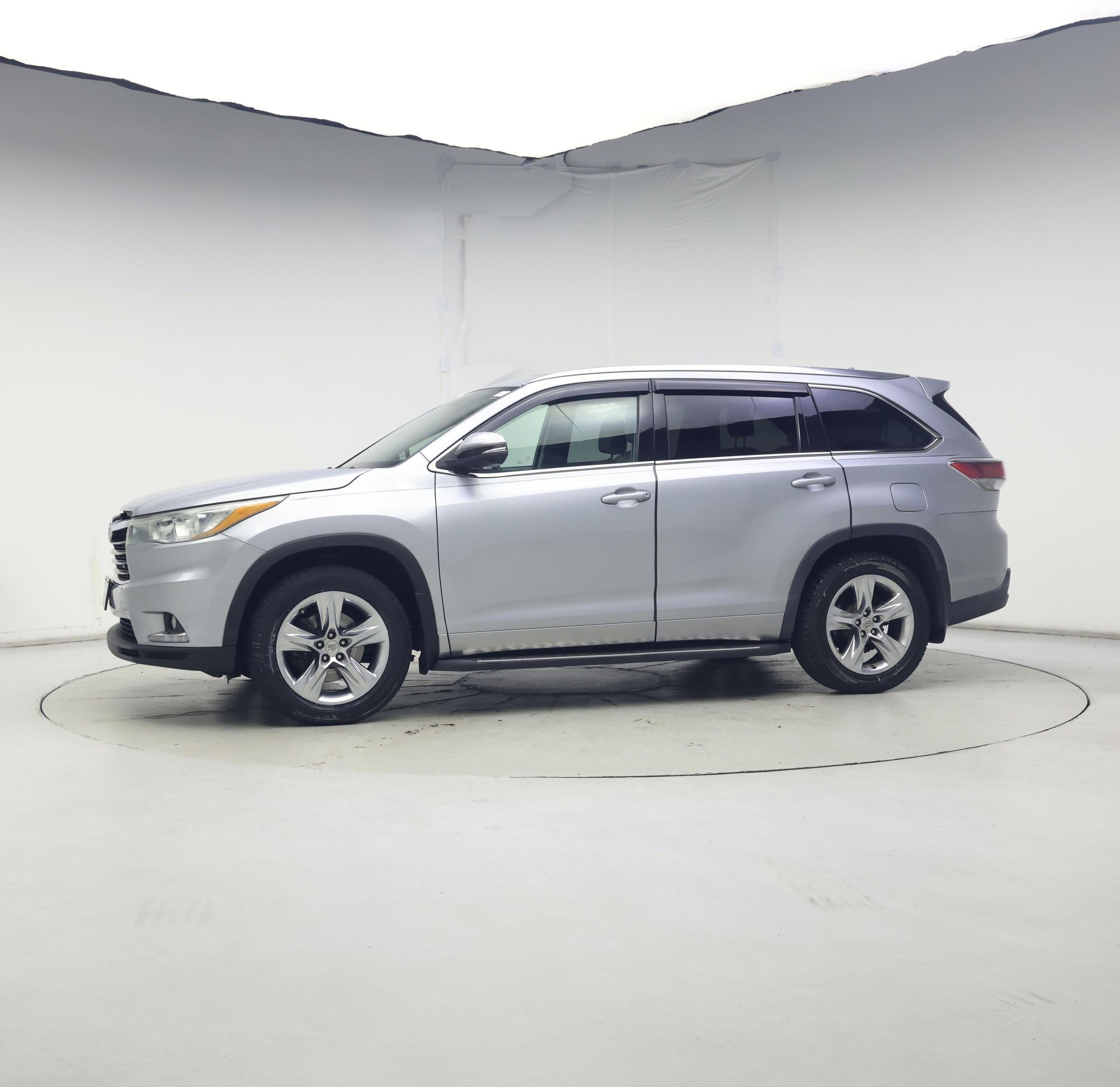 Thumbnail: 2015 Toyota Highlander - 3