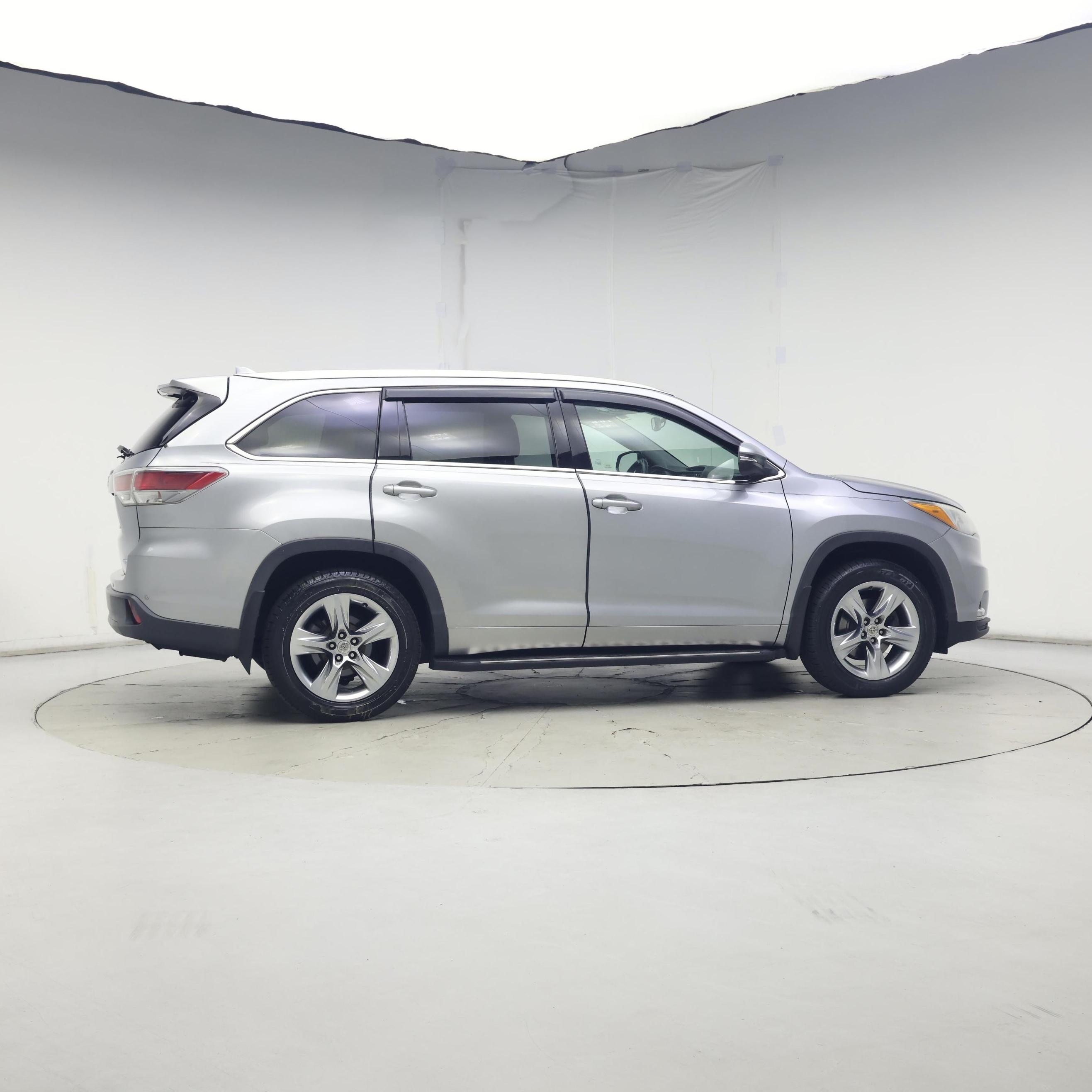 Thumbnail: 2015 Toyota Highlander - 7