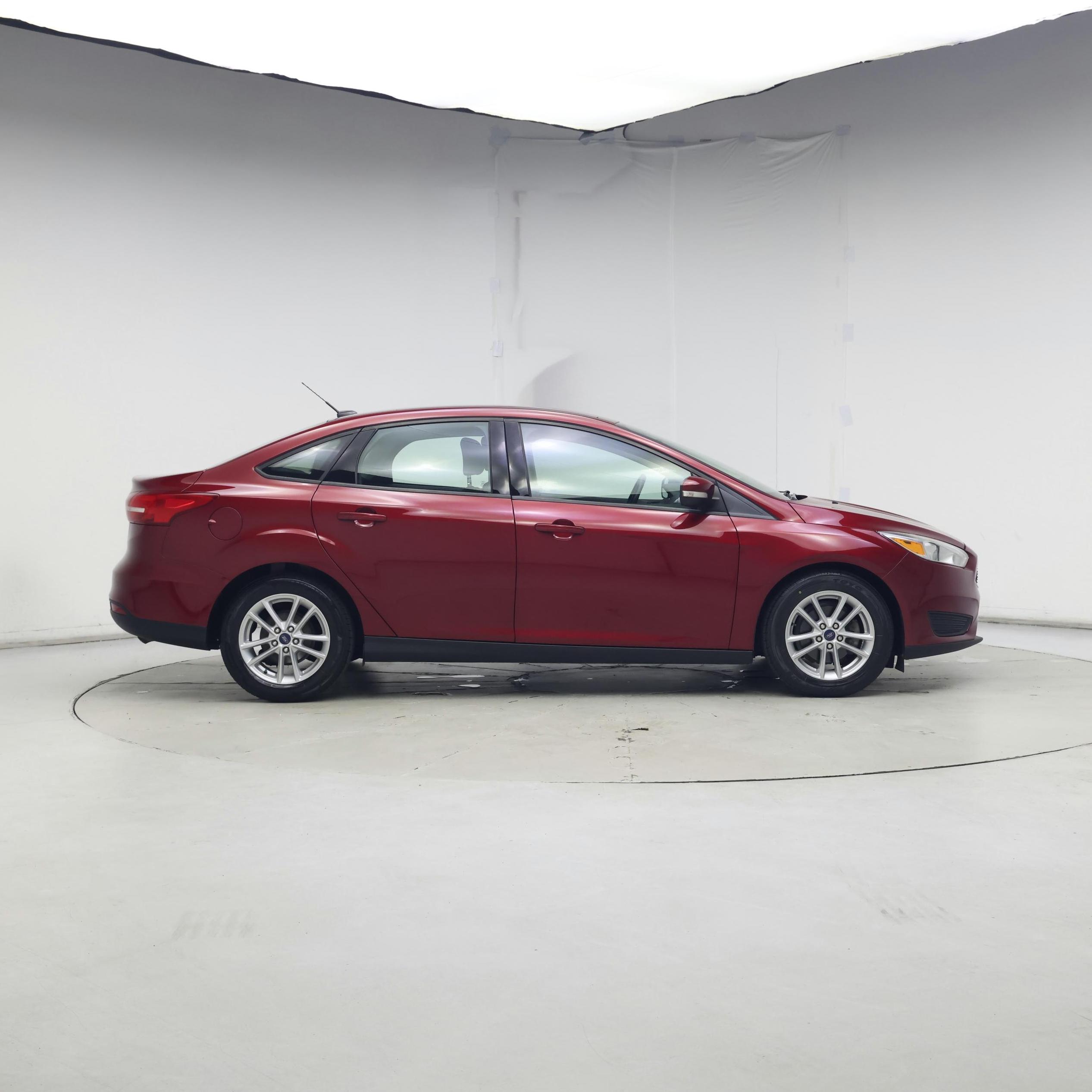 Thumbnail: 2017 Ford Focus - 7