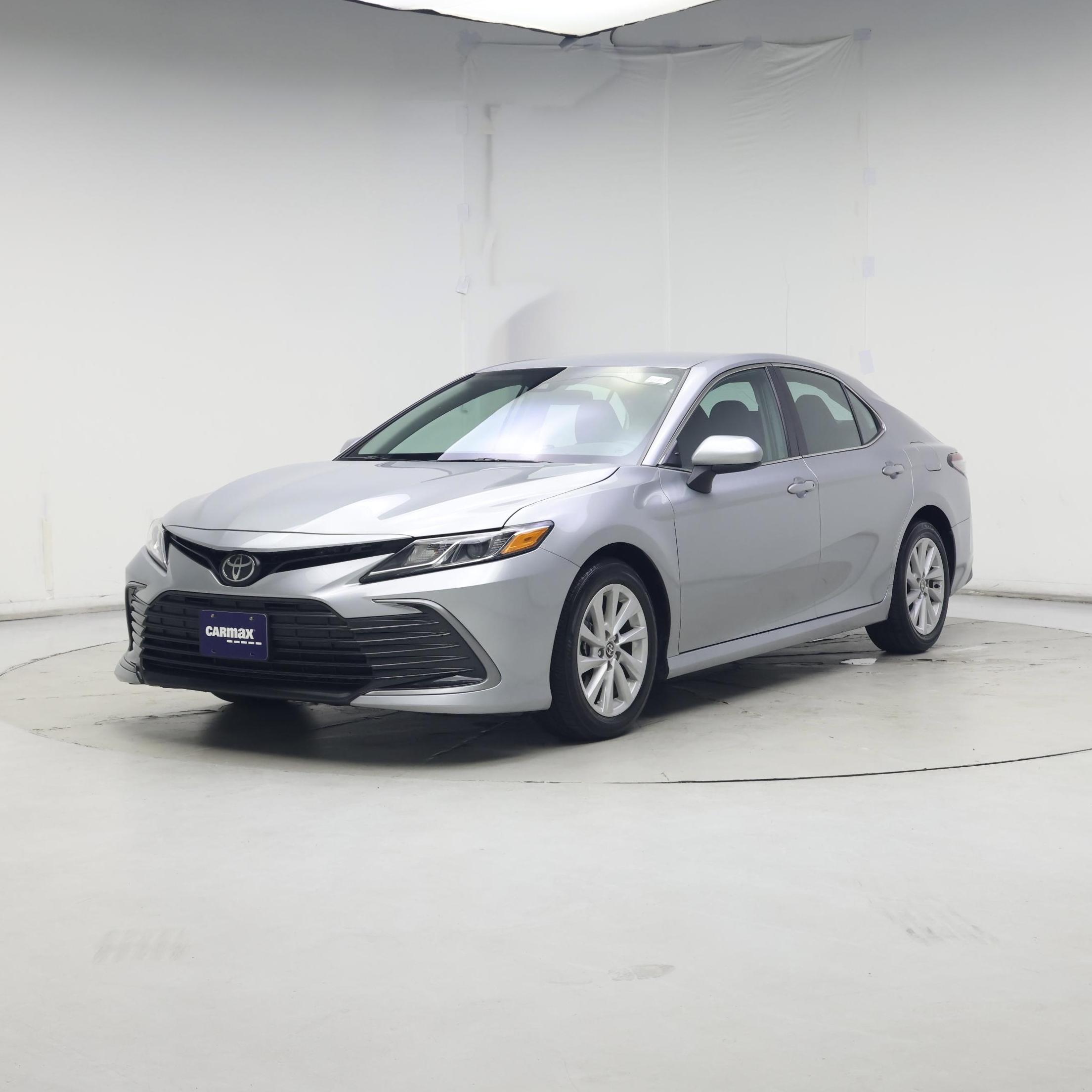 Thumbnail: 2022 Toyota Camry - 4
