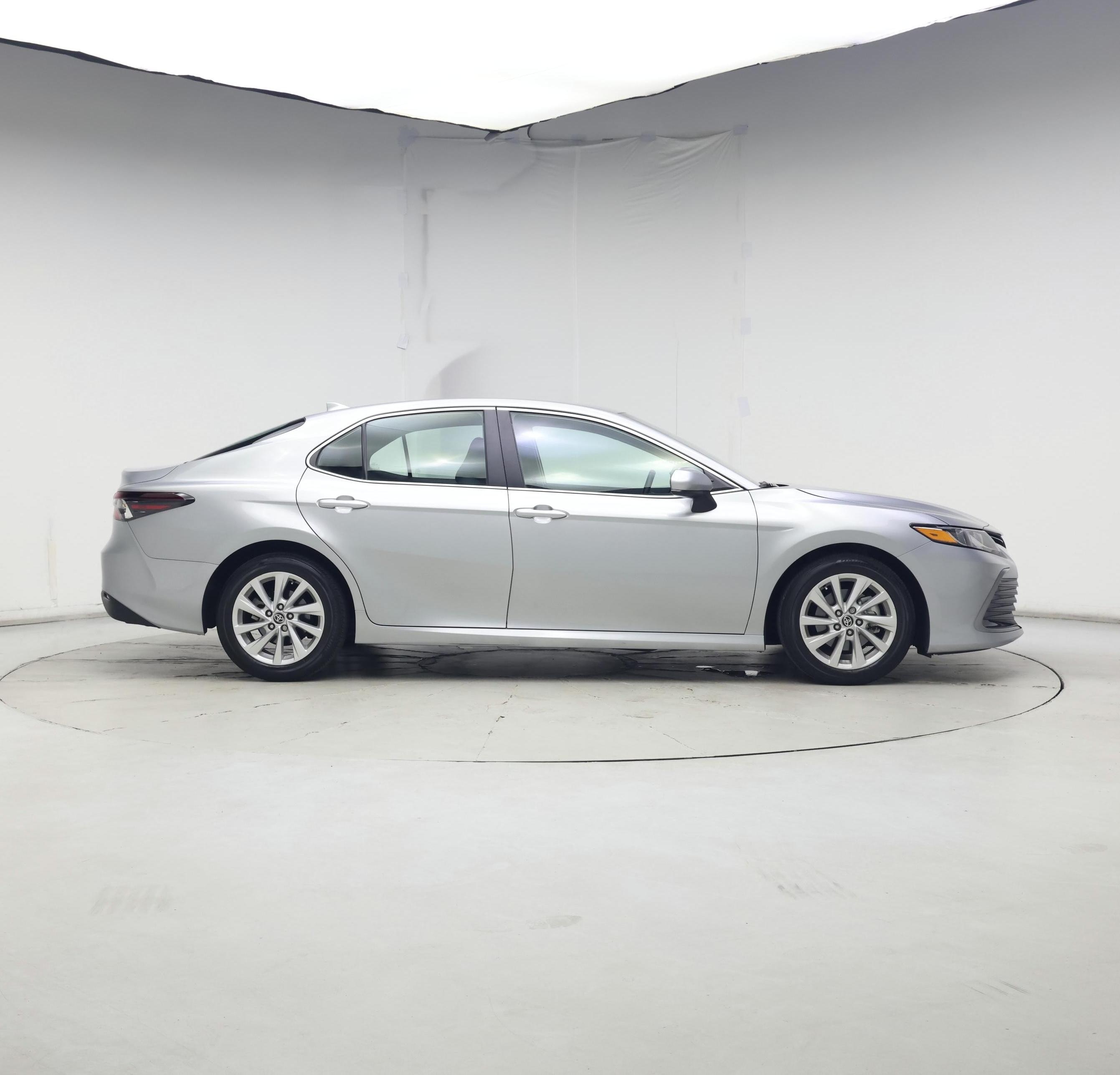 Thumbnail: 2022 Toyota Camry - 7