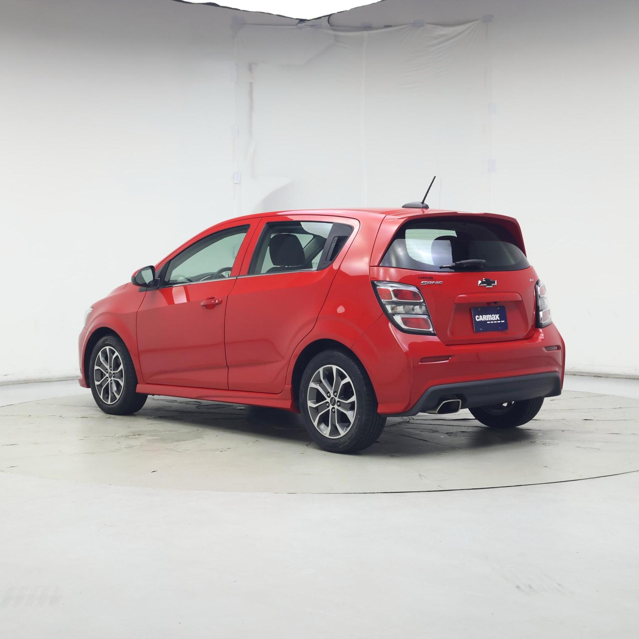 Thumbnail: 2018 Chevrolet Sonic - 2