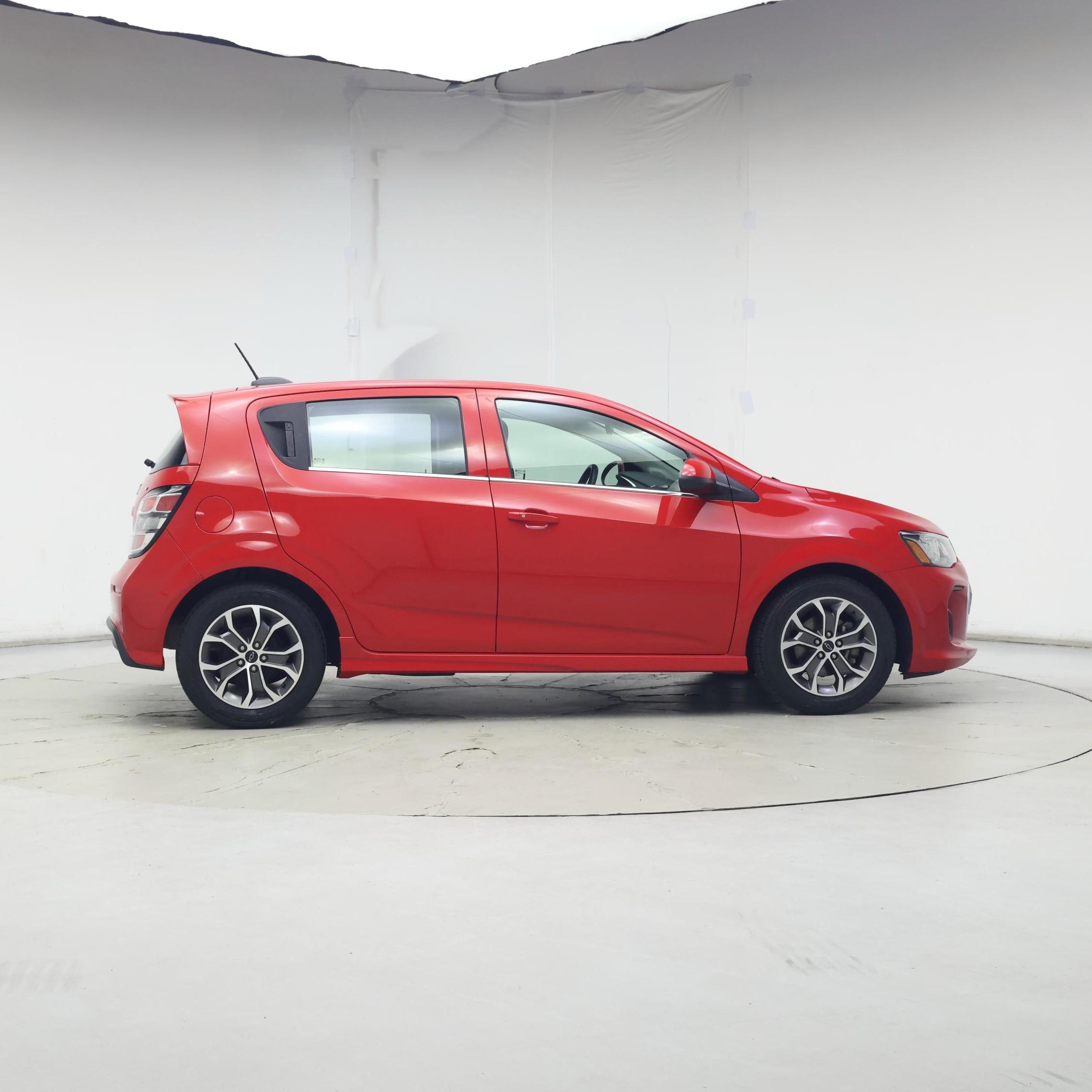 Thumbnail: 2018 Chevrolet Sonic - 7