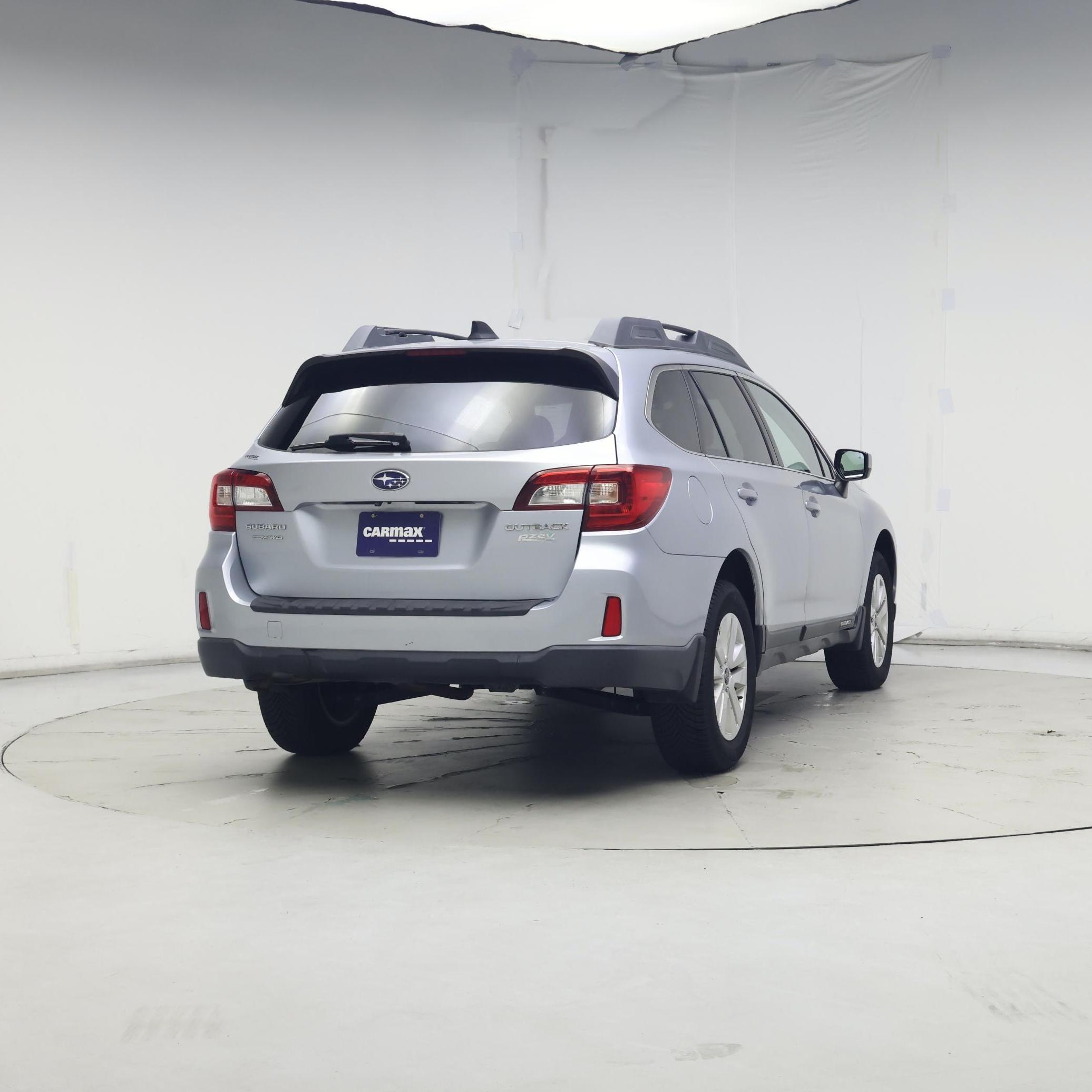 Thumbnail: 2016 Subaru Outback - 8