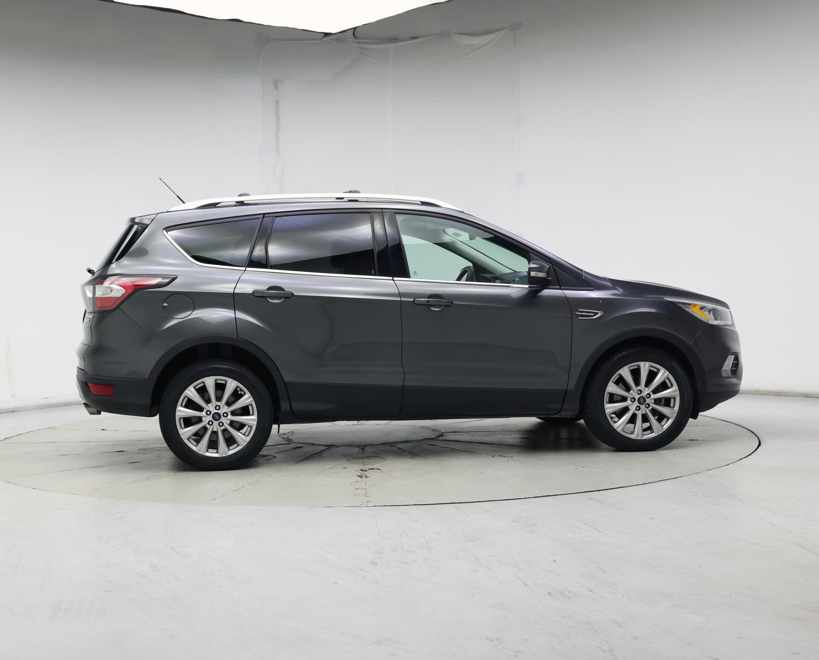 Thumbnail: 2017 Ford Escape - 7