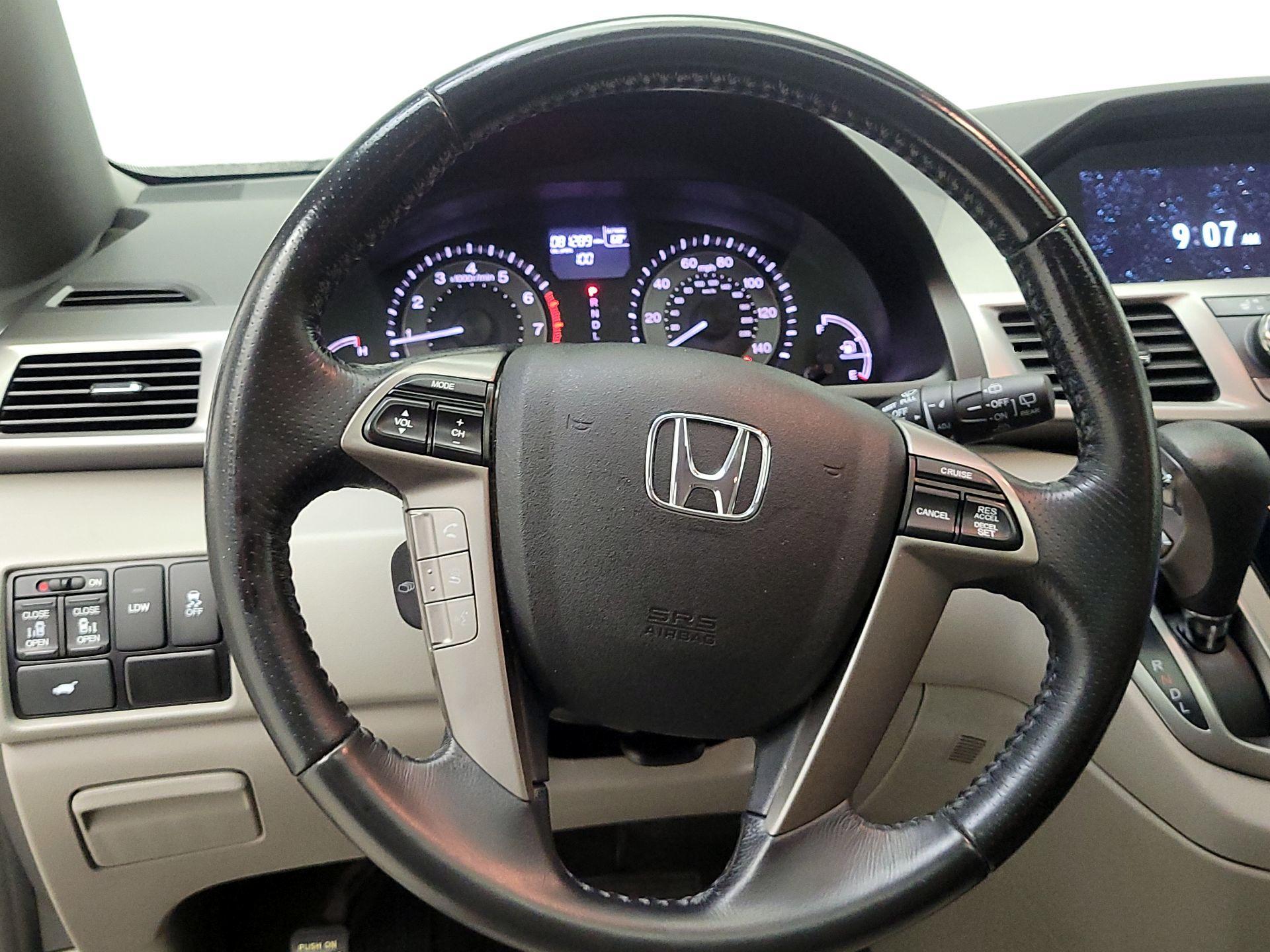 Thumbnail: 2016 Honda Odyssey - 10