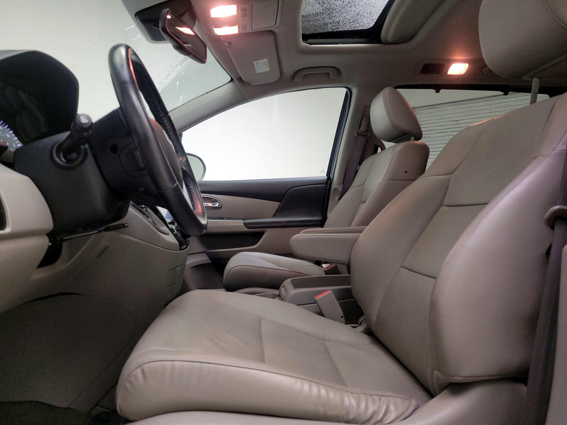 Thumbnail: 2016 Honda Odyssey - 11