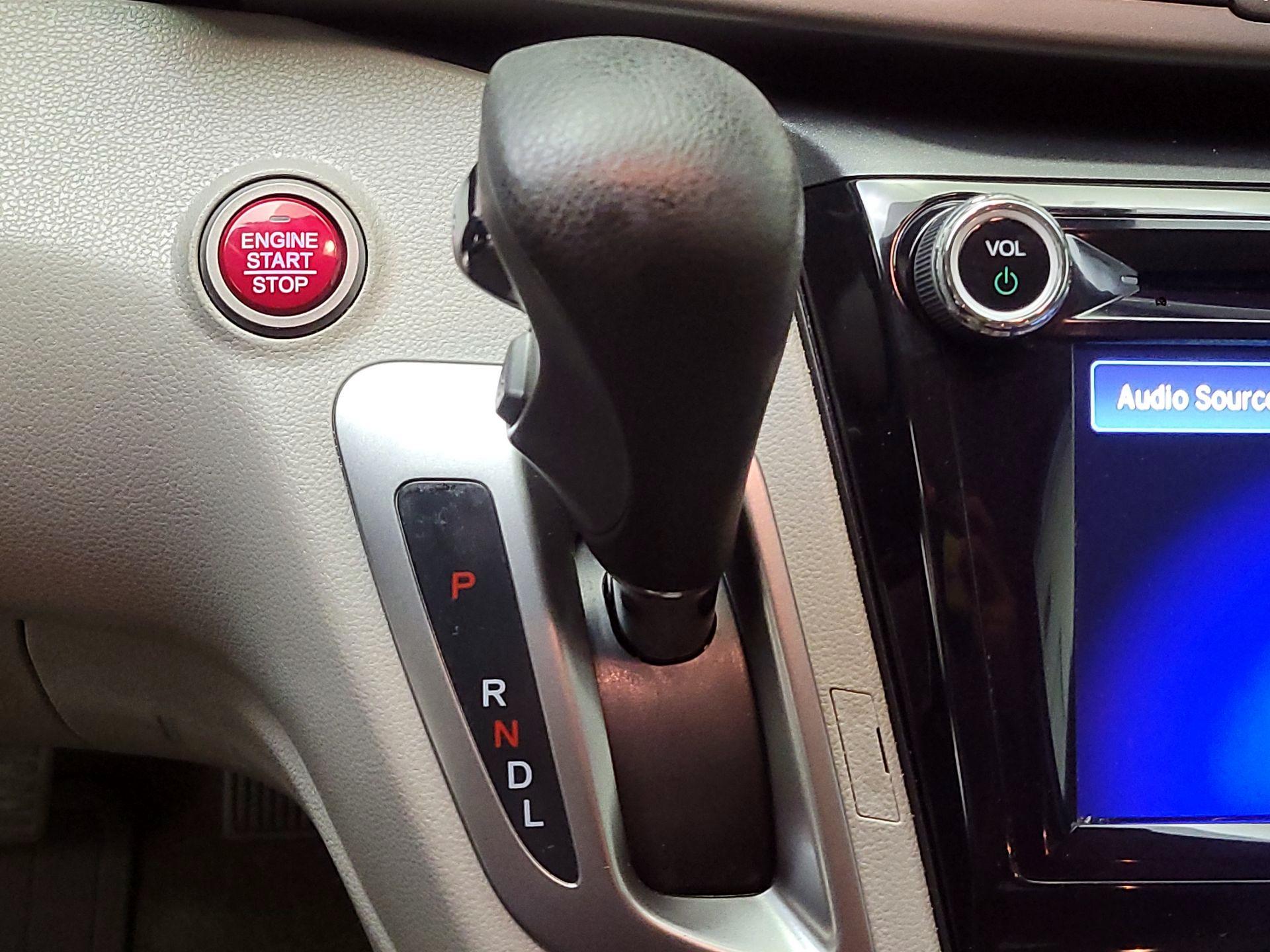 Thumbnail: 2016 Honda Odyssey - 17