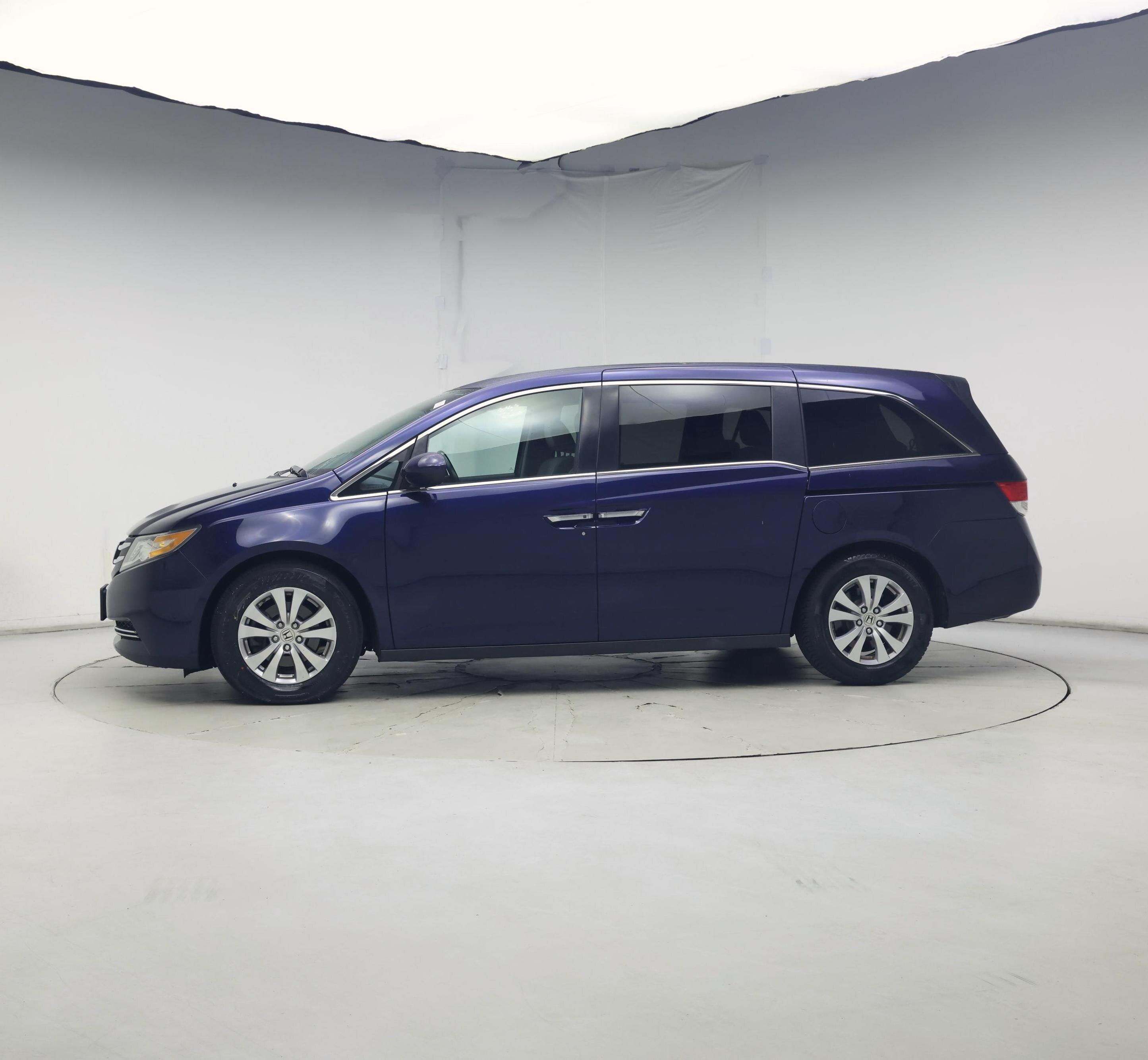 Thumbnail: 2016 Honda Odyssey - 3