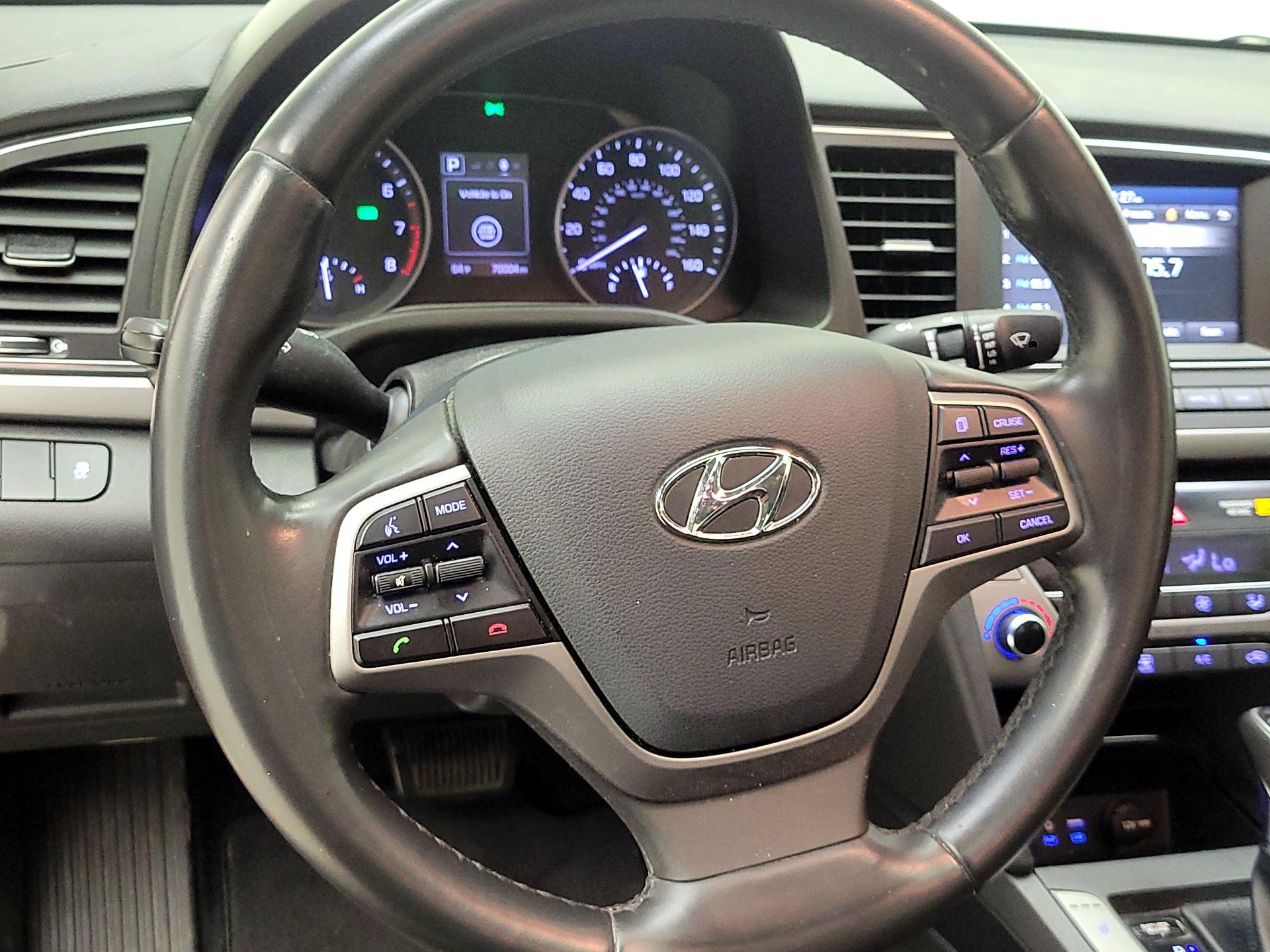 Thumbnail: 2017 Hyundai Elantra - 10