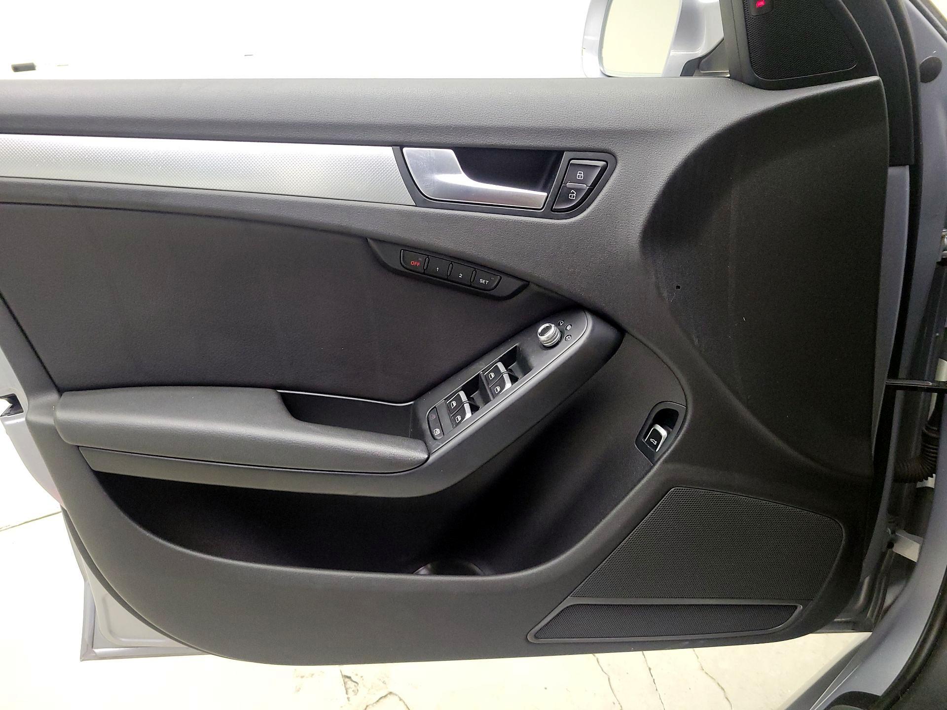 Thumbnail: 2015 Audi A4 - 12