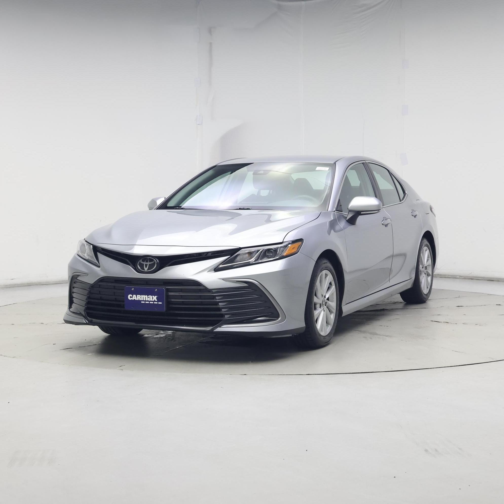 Thumbnail: 2022 Toyota Camry - 4