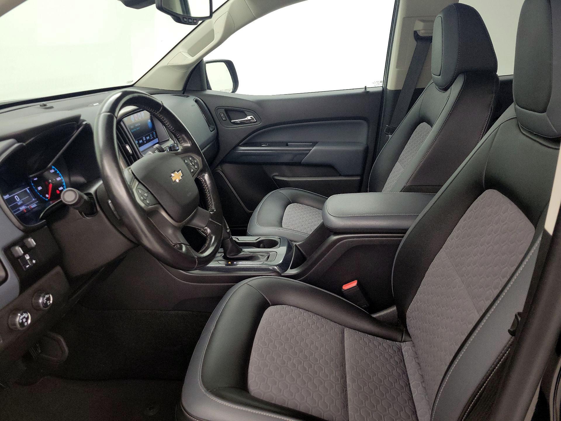 Thumbnail: 2017 Chevrolet Colorado - 11
