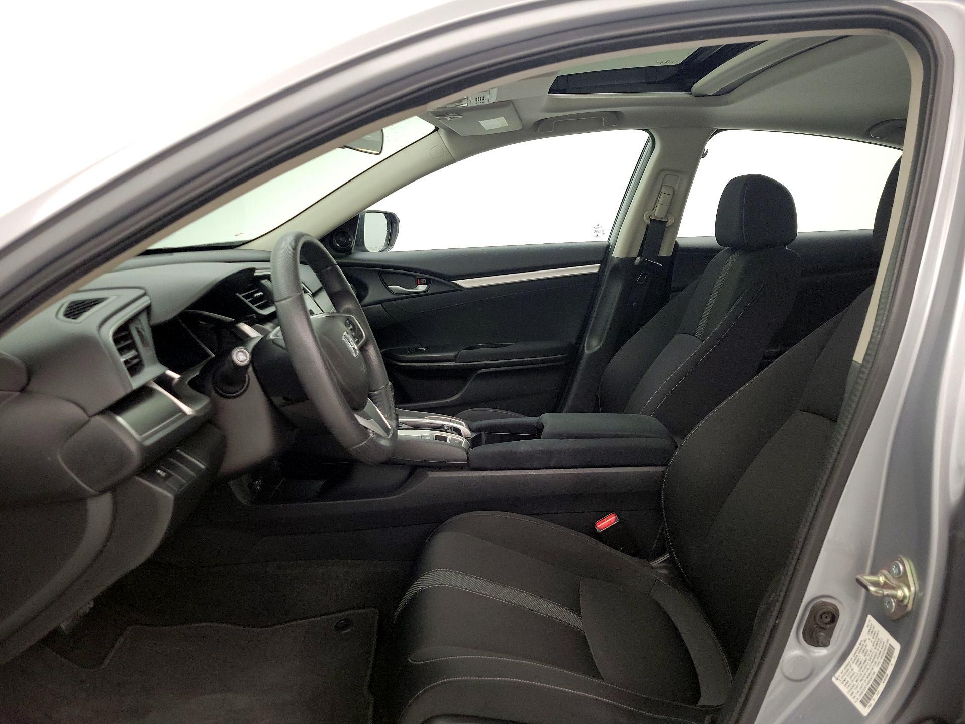 Thumbnail: 2016 Honda Civic - 11