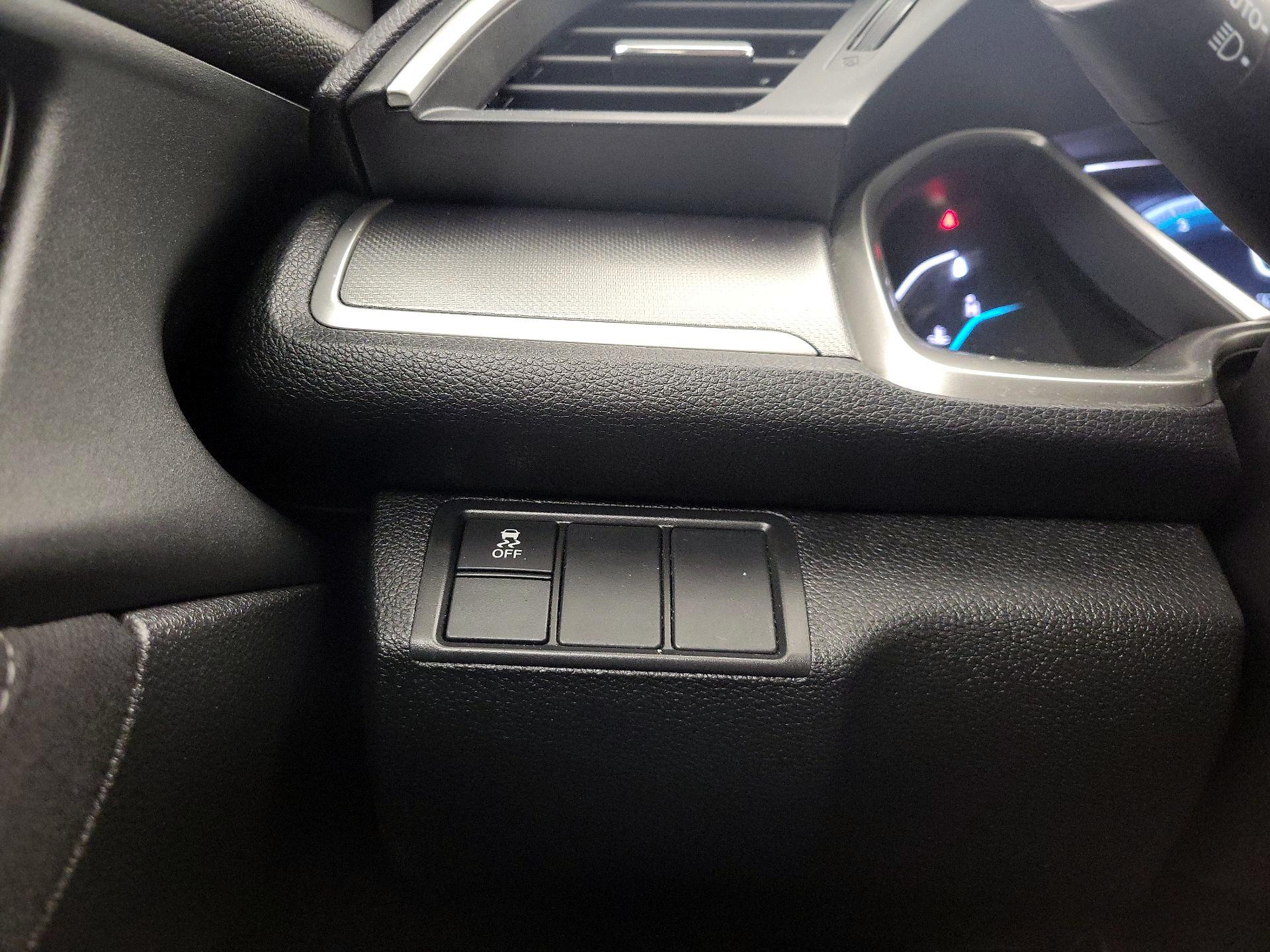 Thumbnail: 2016 Honda Civic - 13