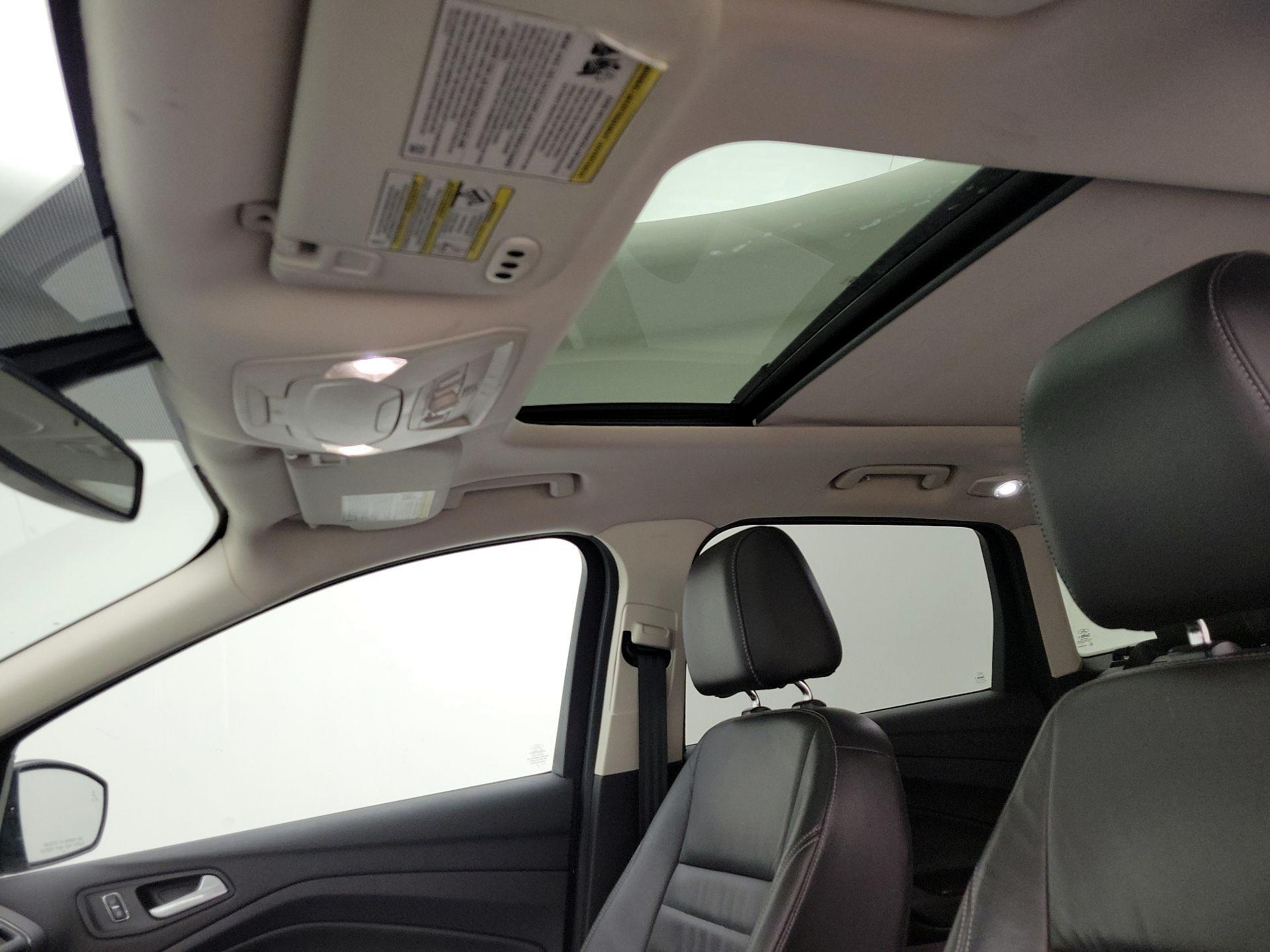Thumbnail: 2015 Ford Escape - 18