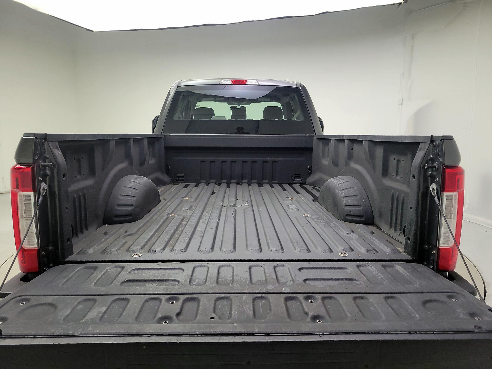 Thumbnail: 2019 Ford F-250 - 20