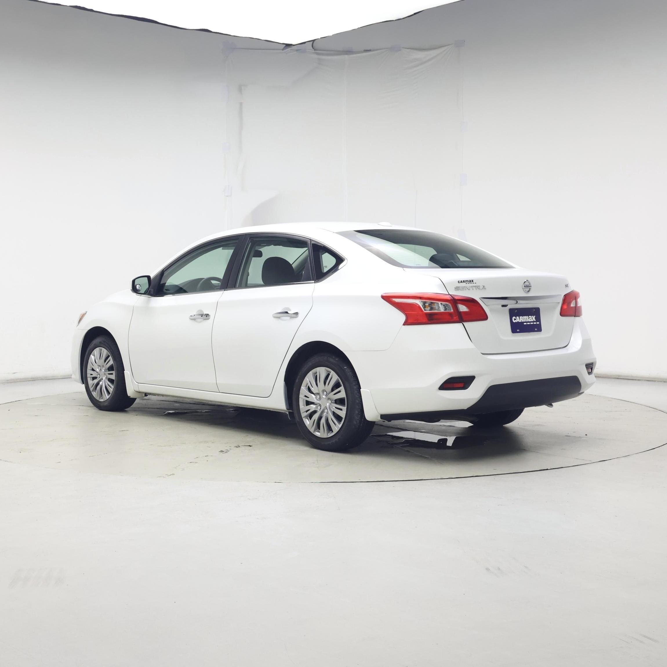 Thumbnail: 2017 Nissan Sentra - 2
