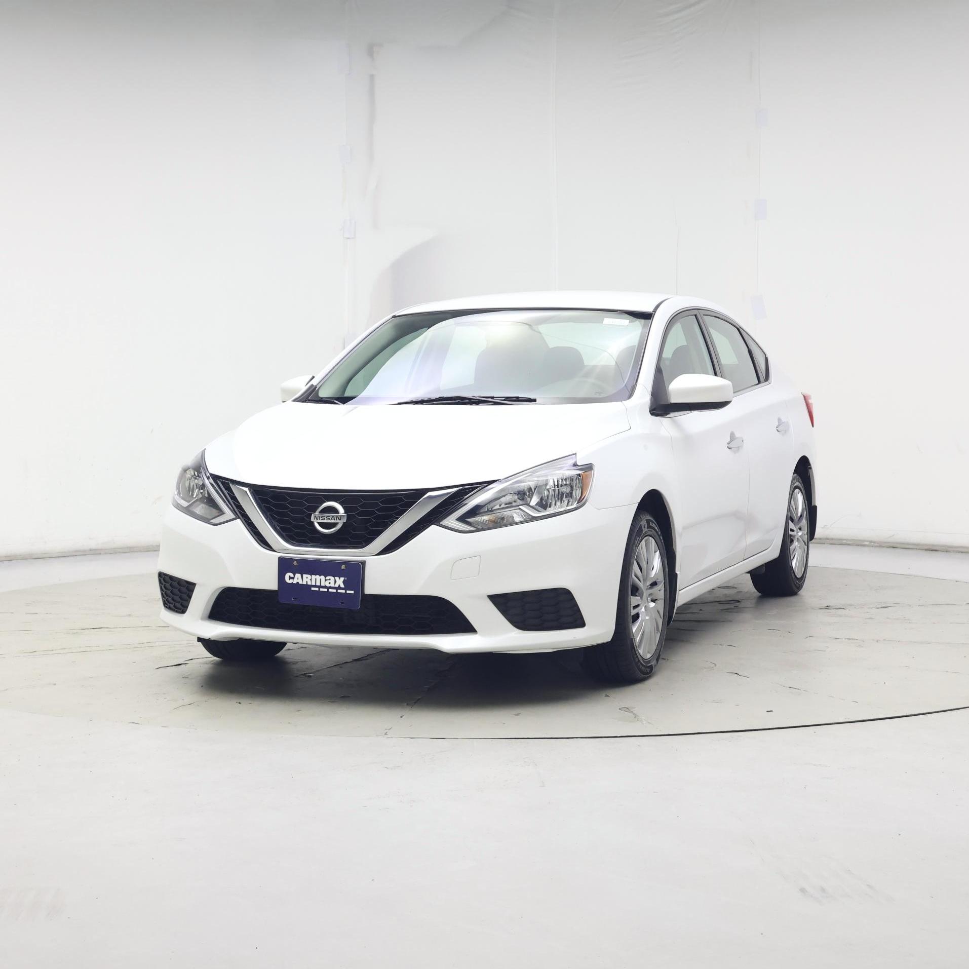 Thumbnail: 2017 Nissan Sentra - 4