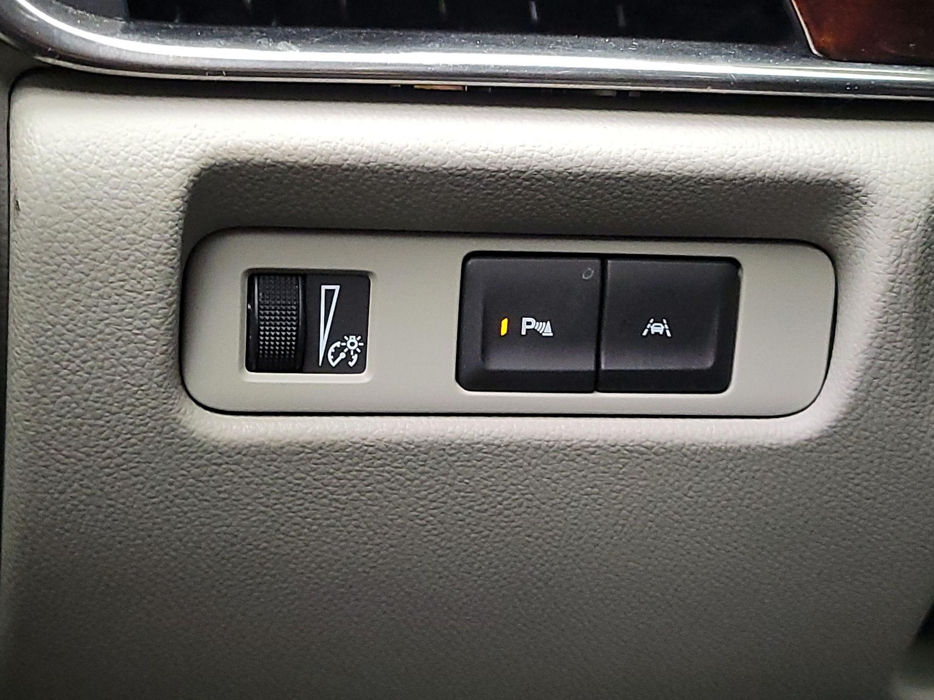 Thumbnail: 2015 Cadillac ATS - 13