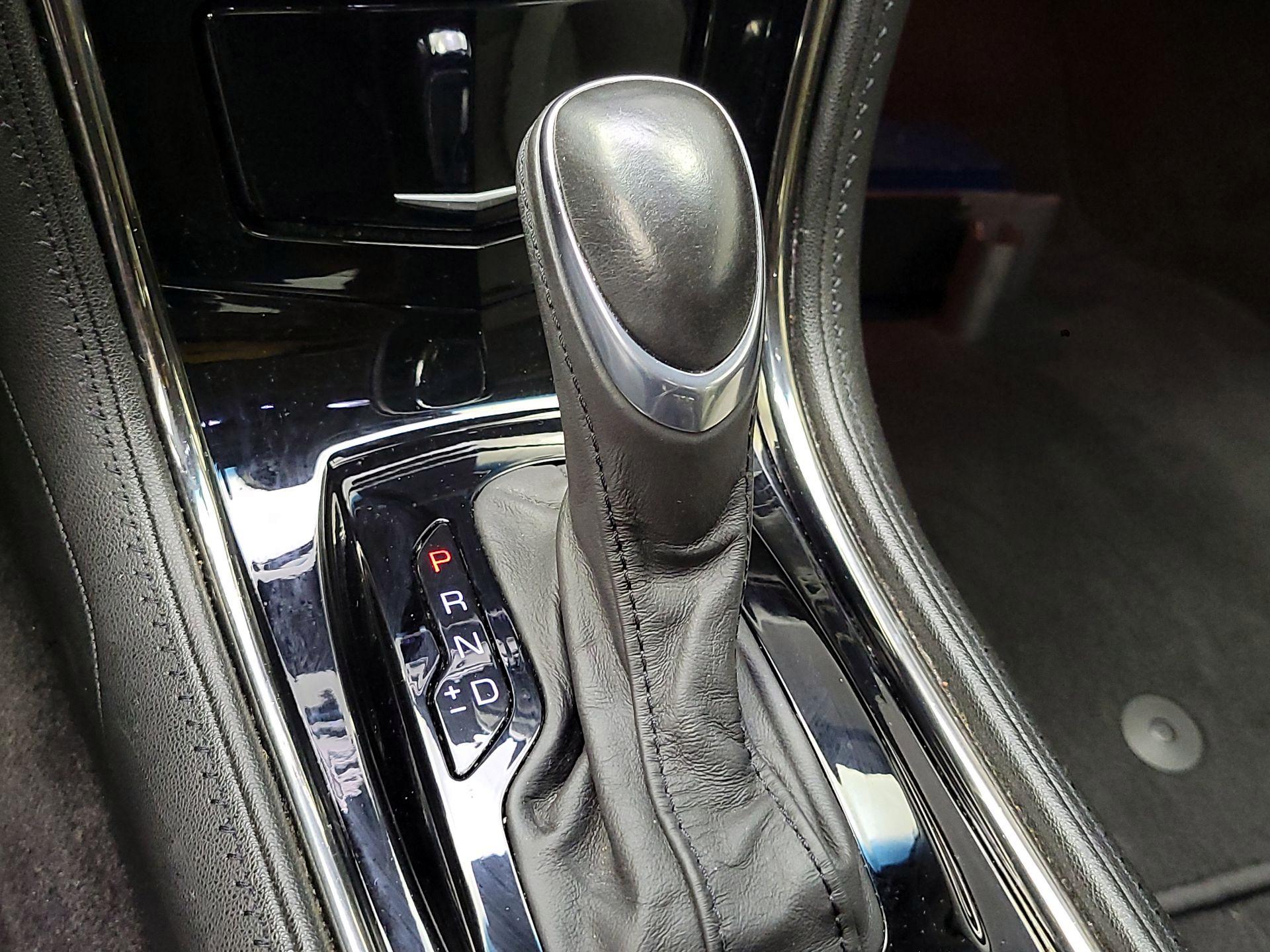 Thumbnail: 2015 Cadillac ATS - 17