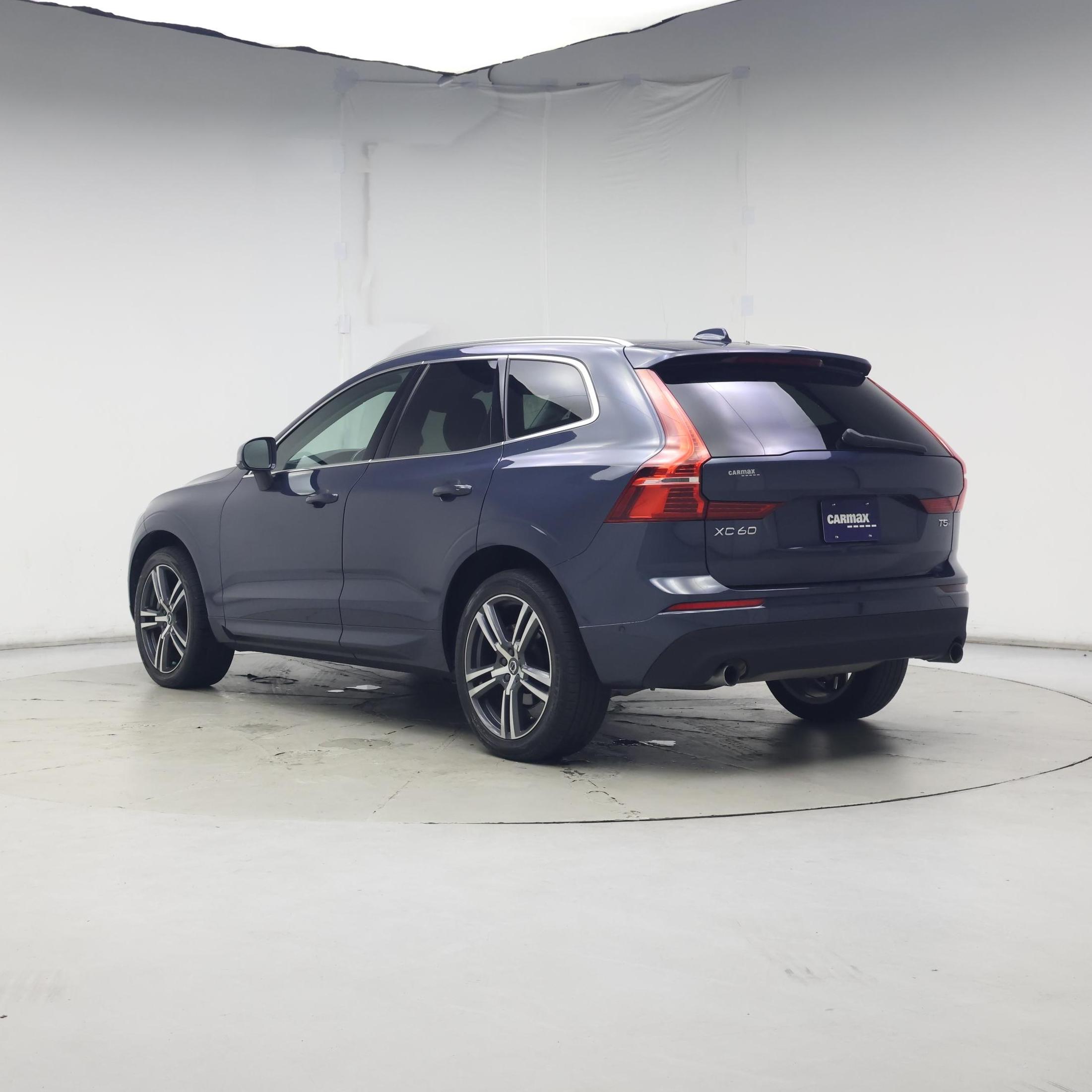 Thumbnail: 2019 Volvo XC60 - 2