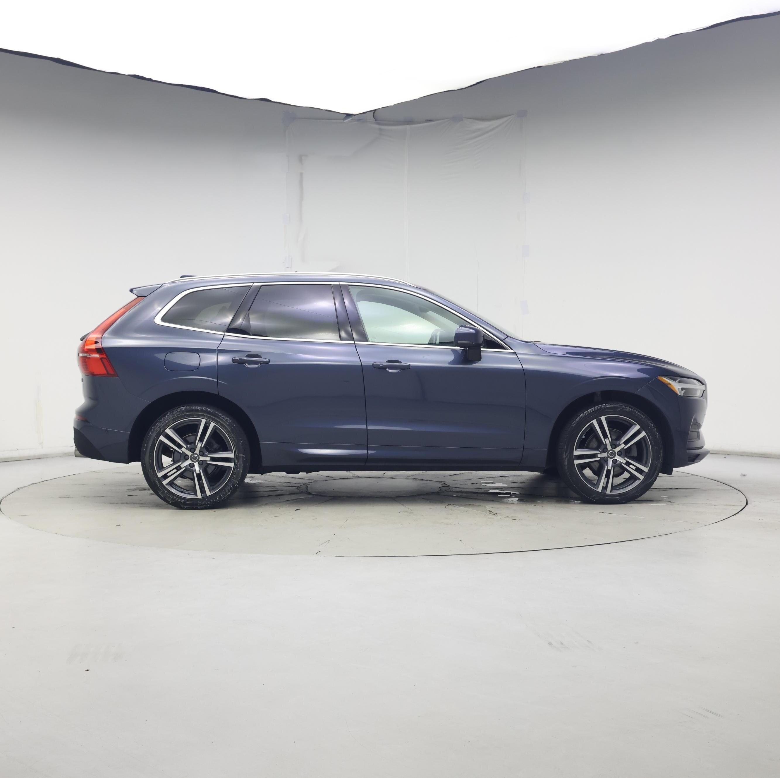 Thumbnail: 2019 Volvo XC60 - 7