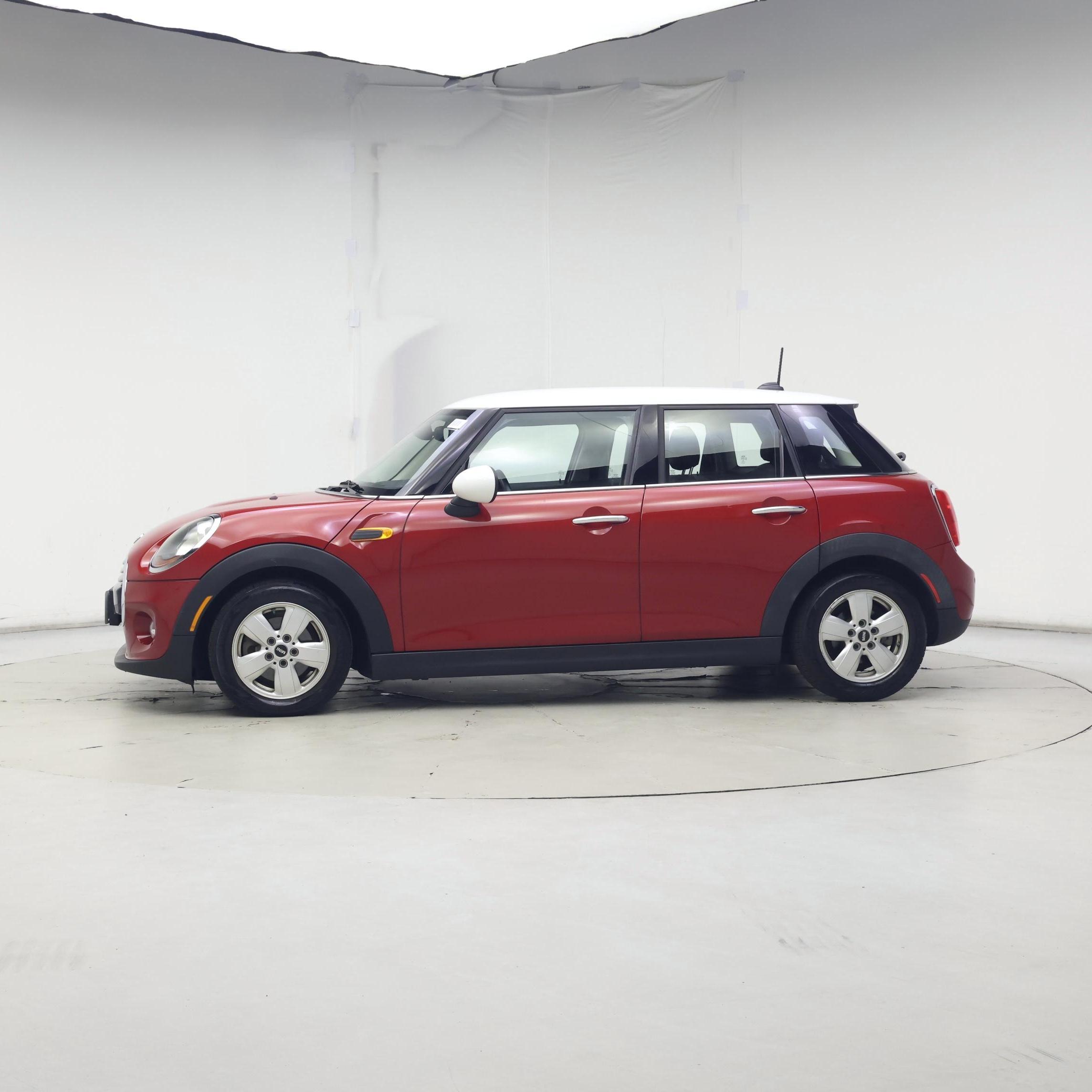 Thumbnail: 2016 MINI Cooper Hardtop - 3