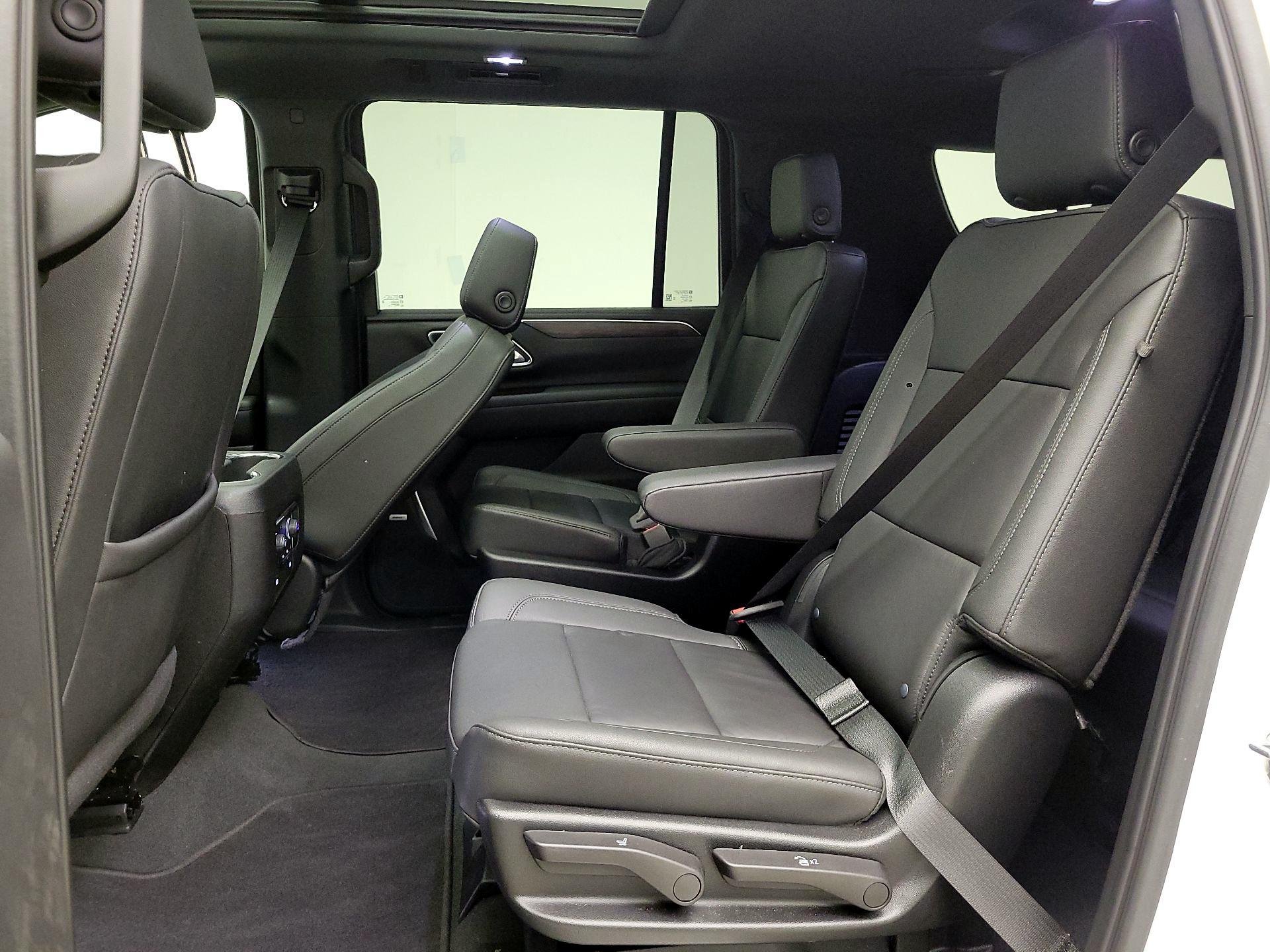 Thumbnail: 2024 Chevrolet Suburban - 20