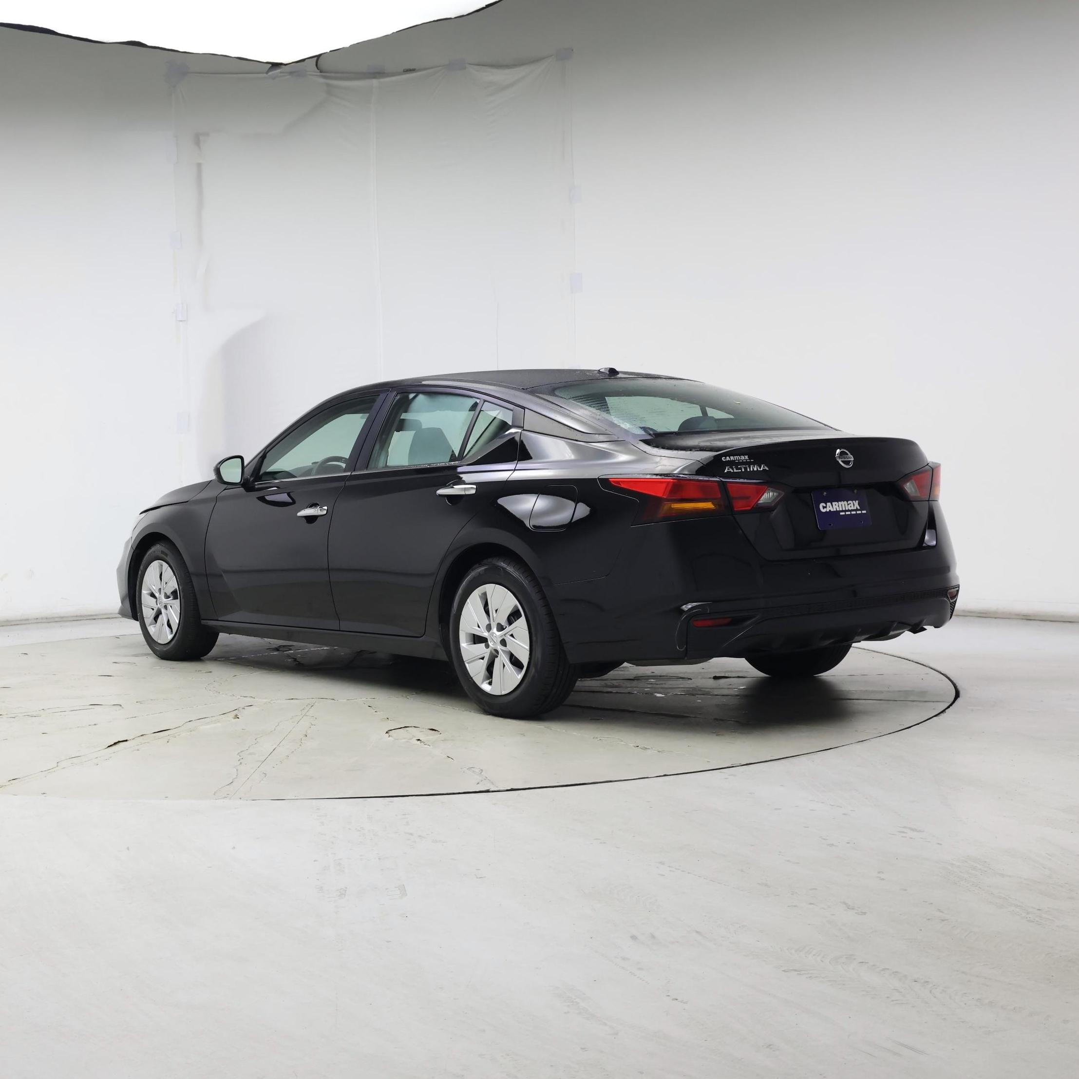Thumbnail: 2020 Nissan Altima - 2