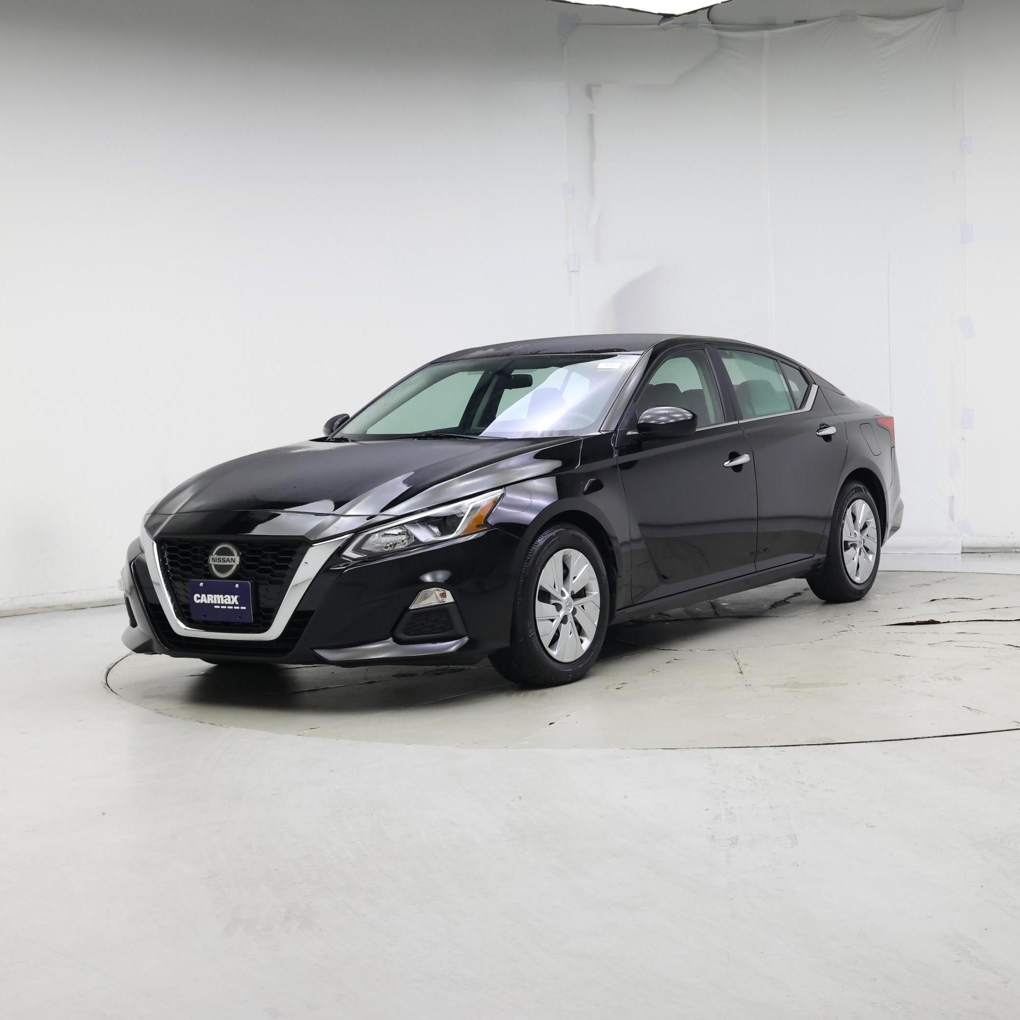 Thumbnail: 2020 Nissan Altima - 4