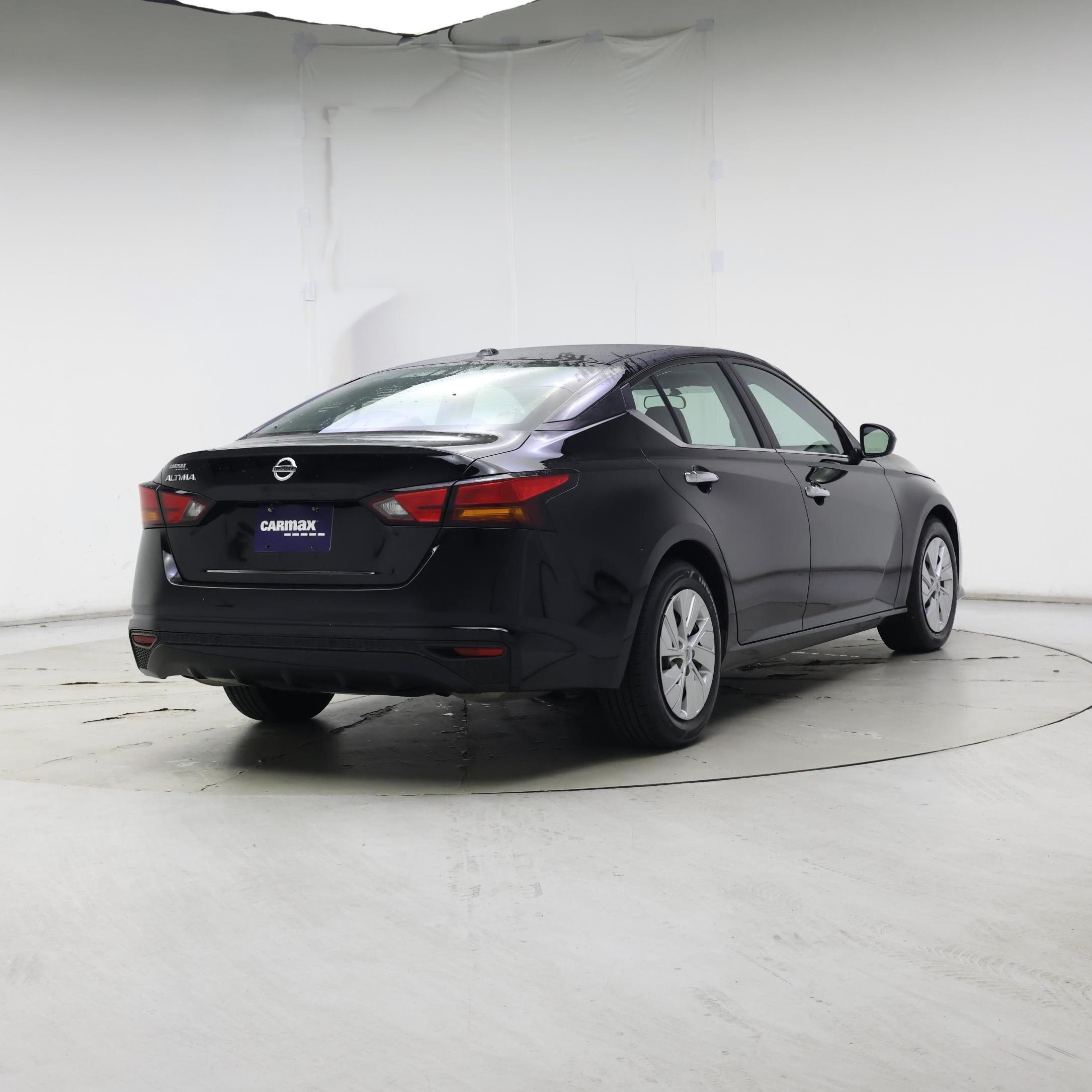Thumbnail: 2020 Nissan Altima - 8