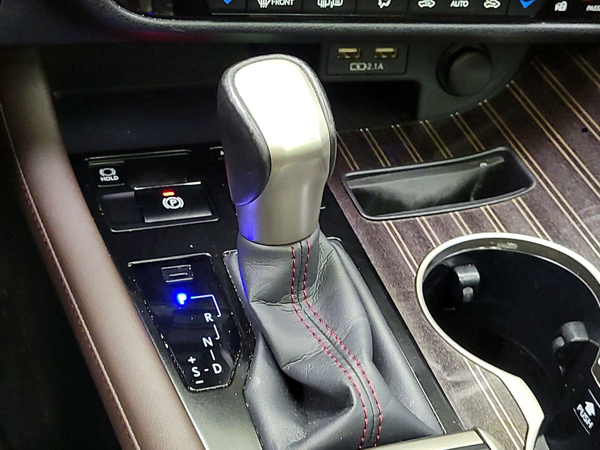 Thumbnail: 2020 Lexus RX - 18