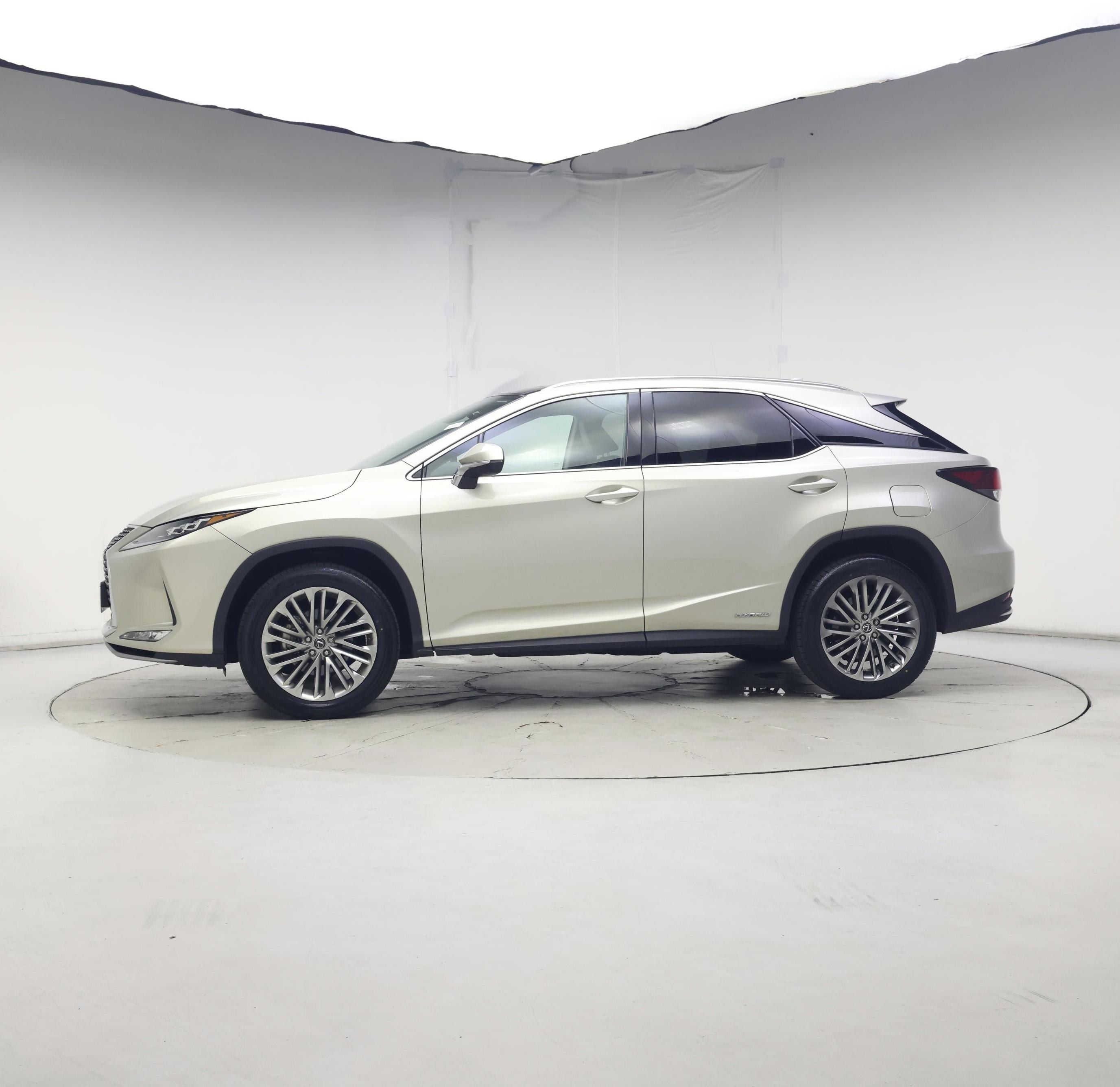Thumbnail: 2020 Lexus RX - 3