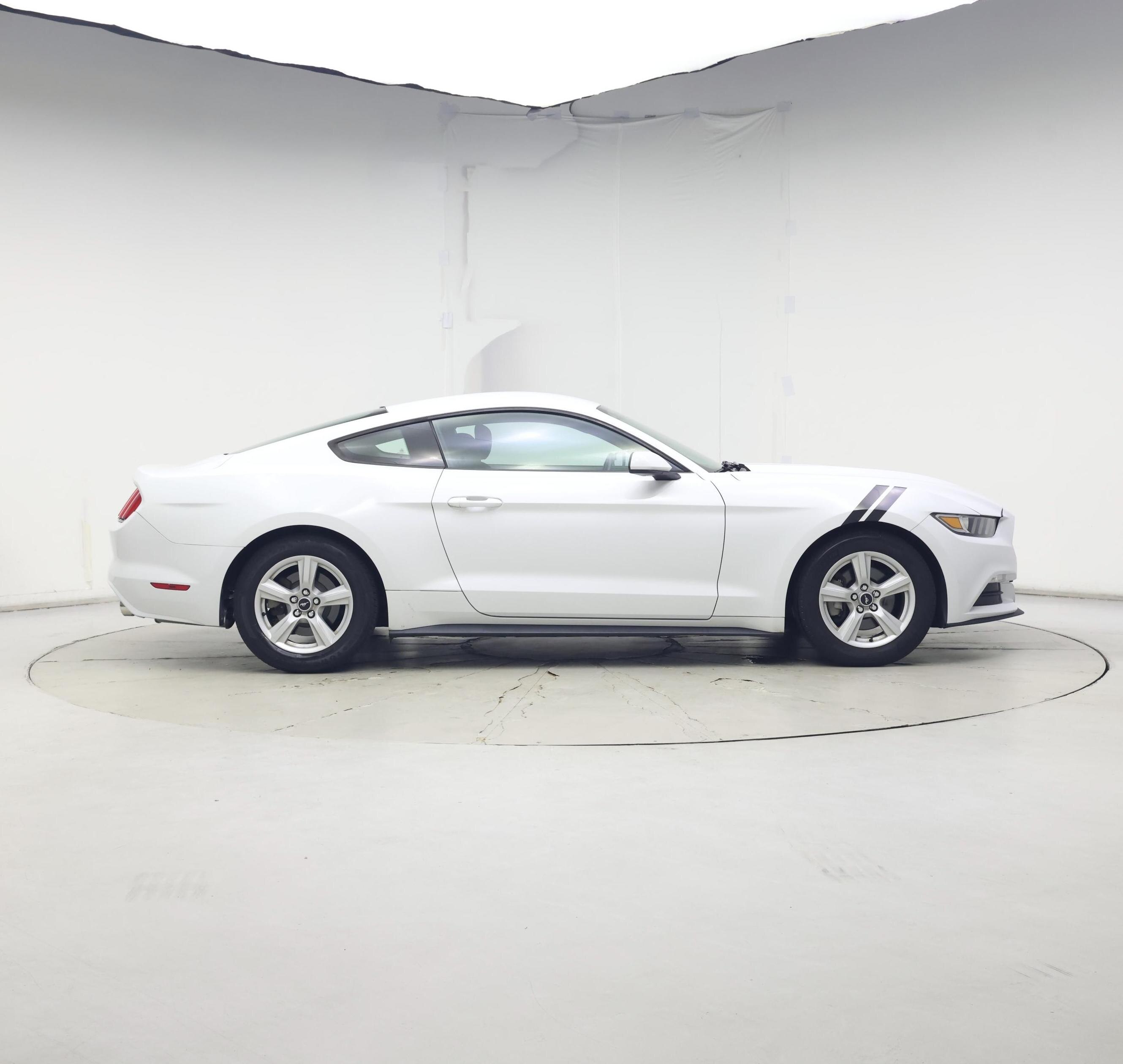 Thumbnail: 2016 Ford Mustang - 7