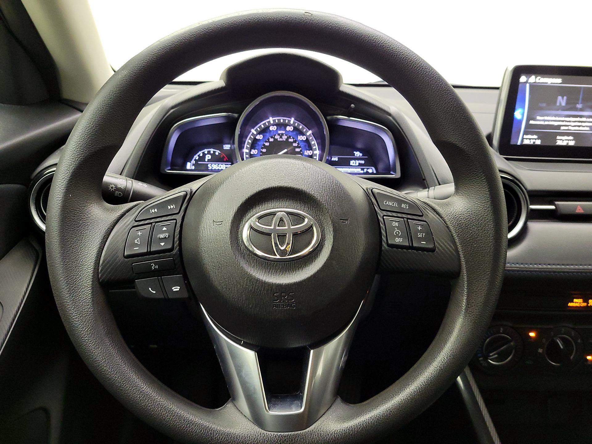 Thumbnail: 2017 Toyota Yaris iA - 10