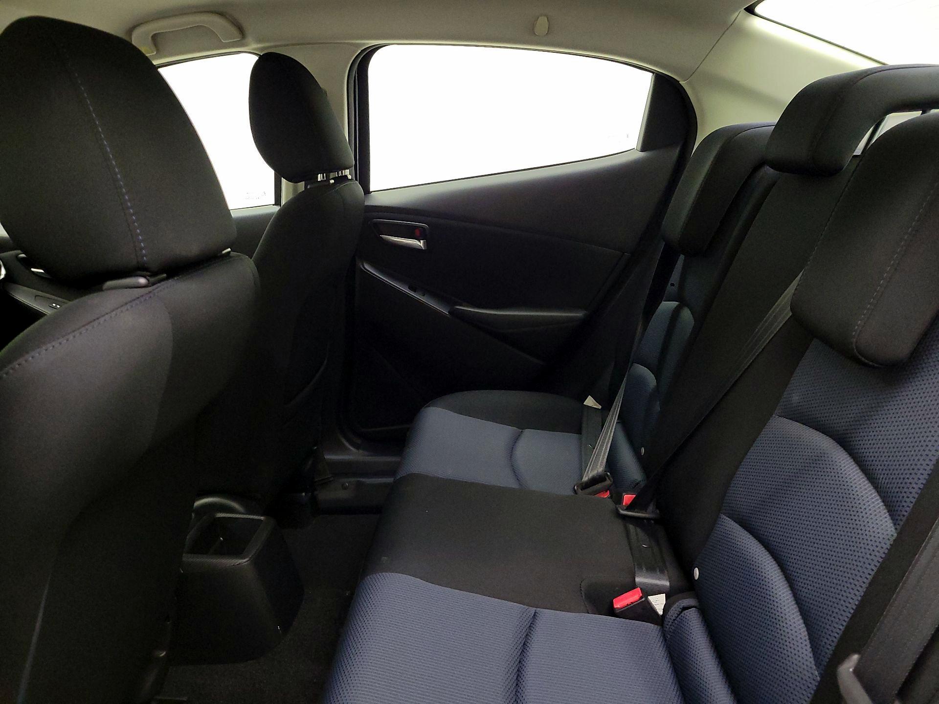 Thumbnail: 2017 Toyota Yaris iA - 20