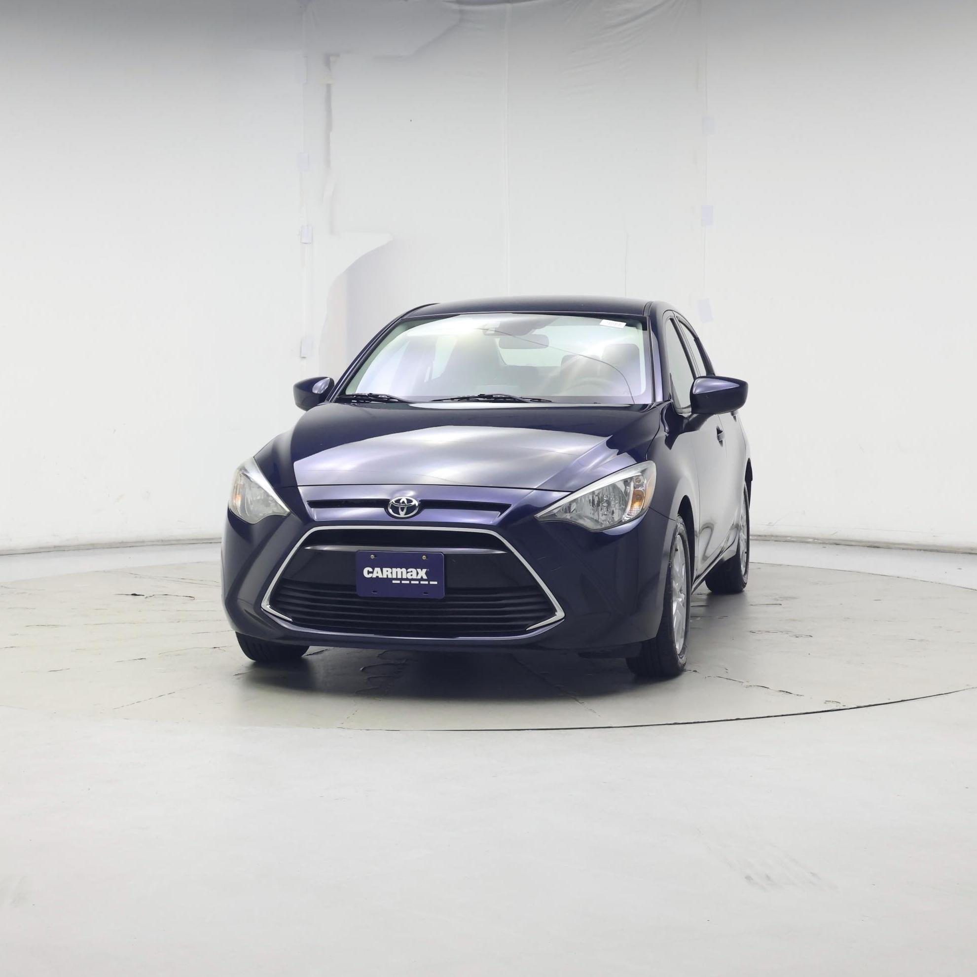 Thumbnail: 2017 Toyota Yaris iA - 4