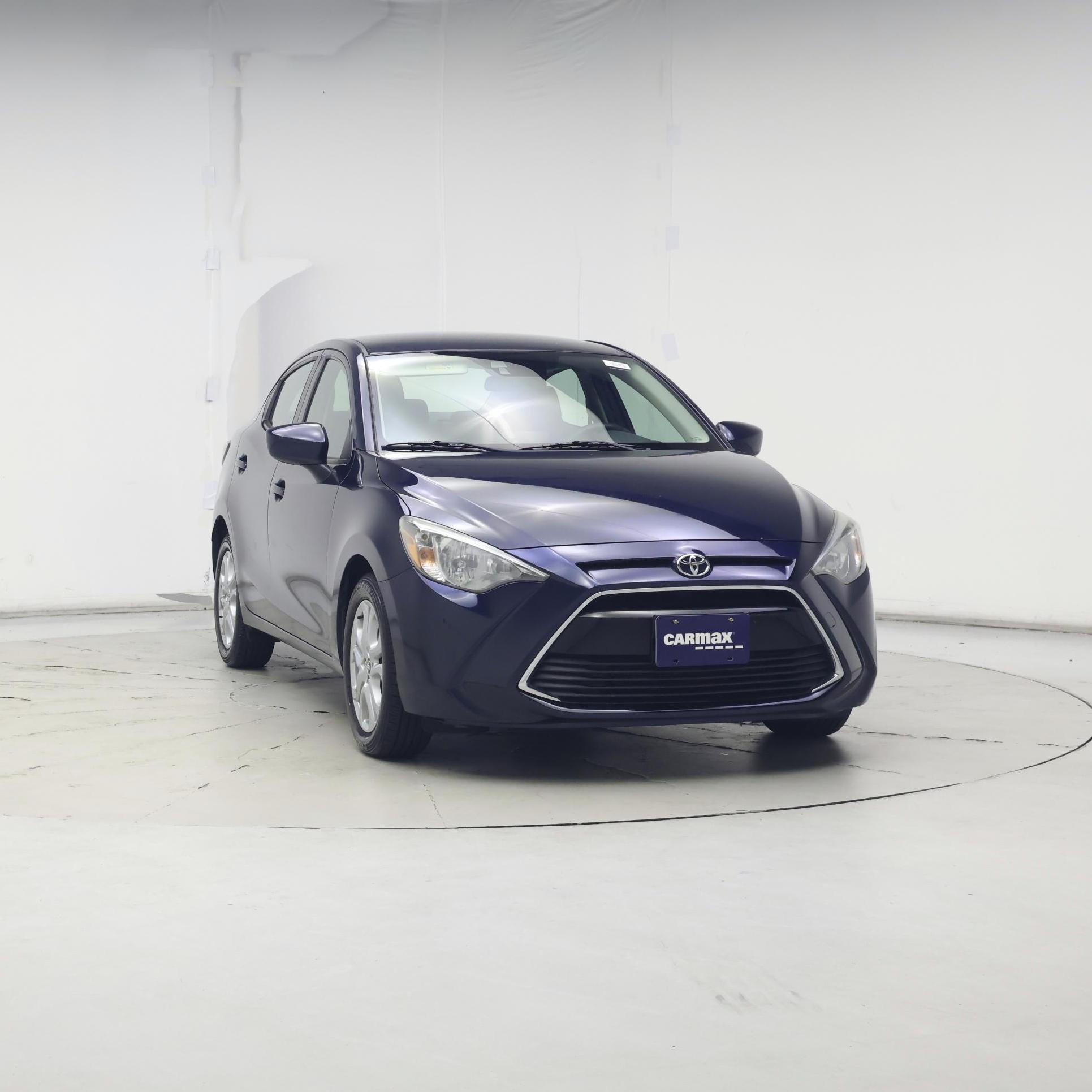 Thumbnail: 2017 Toyota Yaris iA - 5