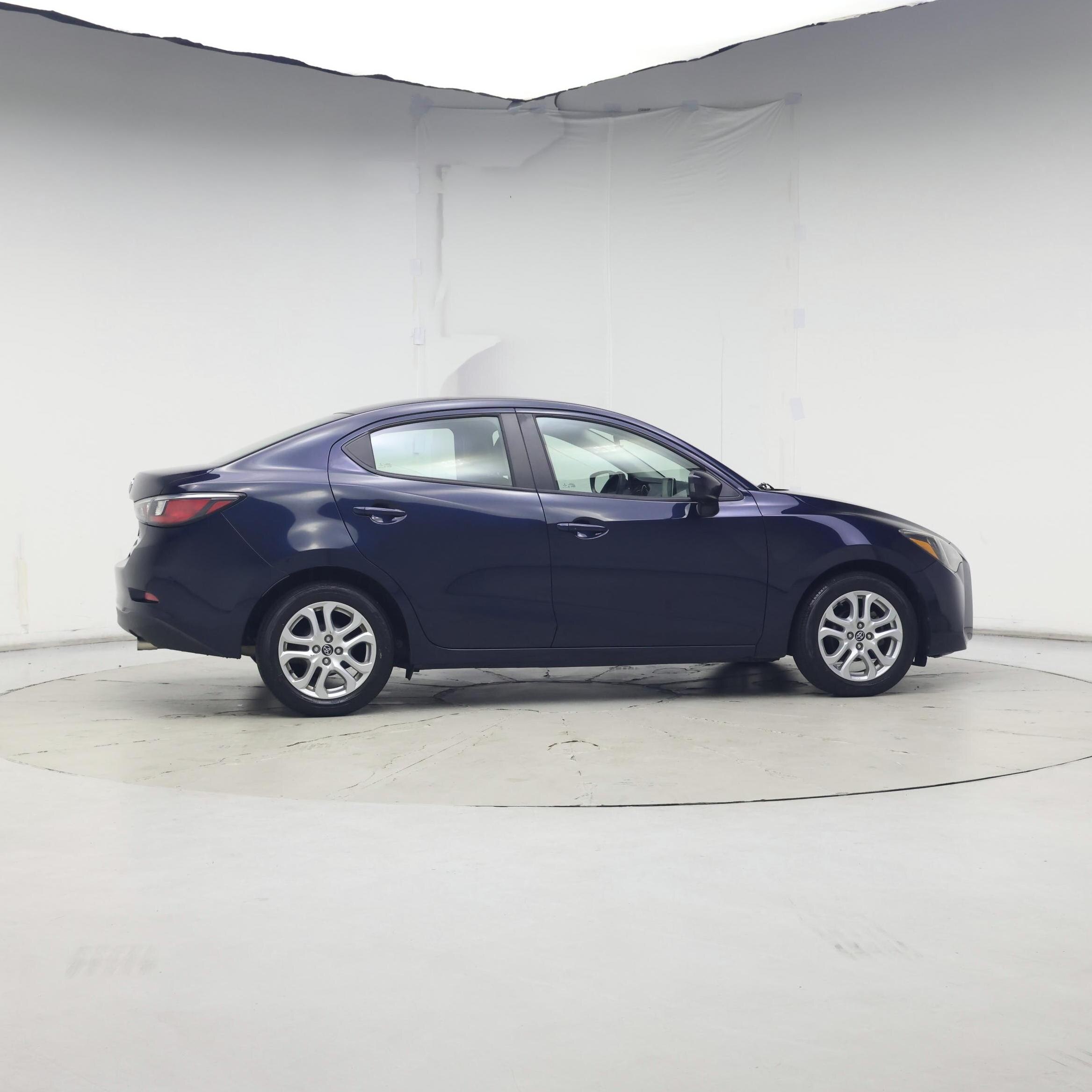Thumbnail: 2017 Toyota Yaris iA - 7