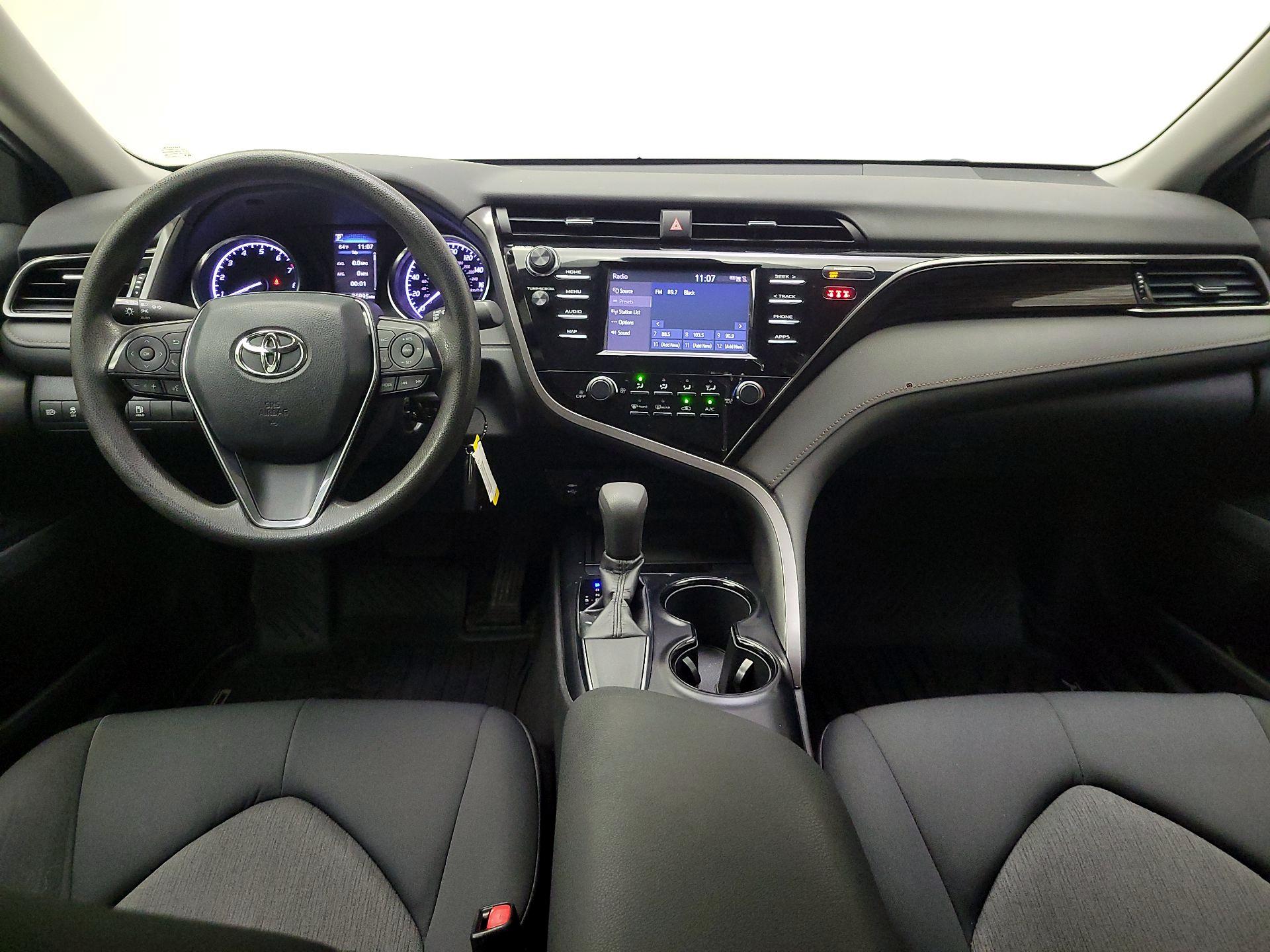 Thumbnail: 2019 Toyota Camry - 9